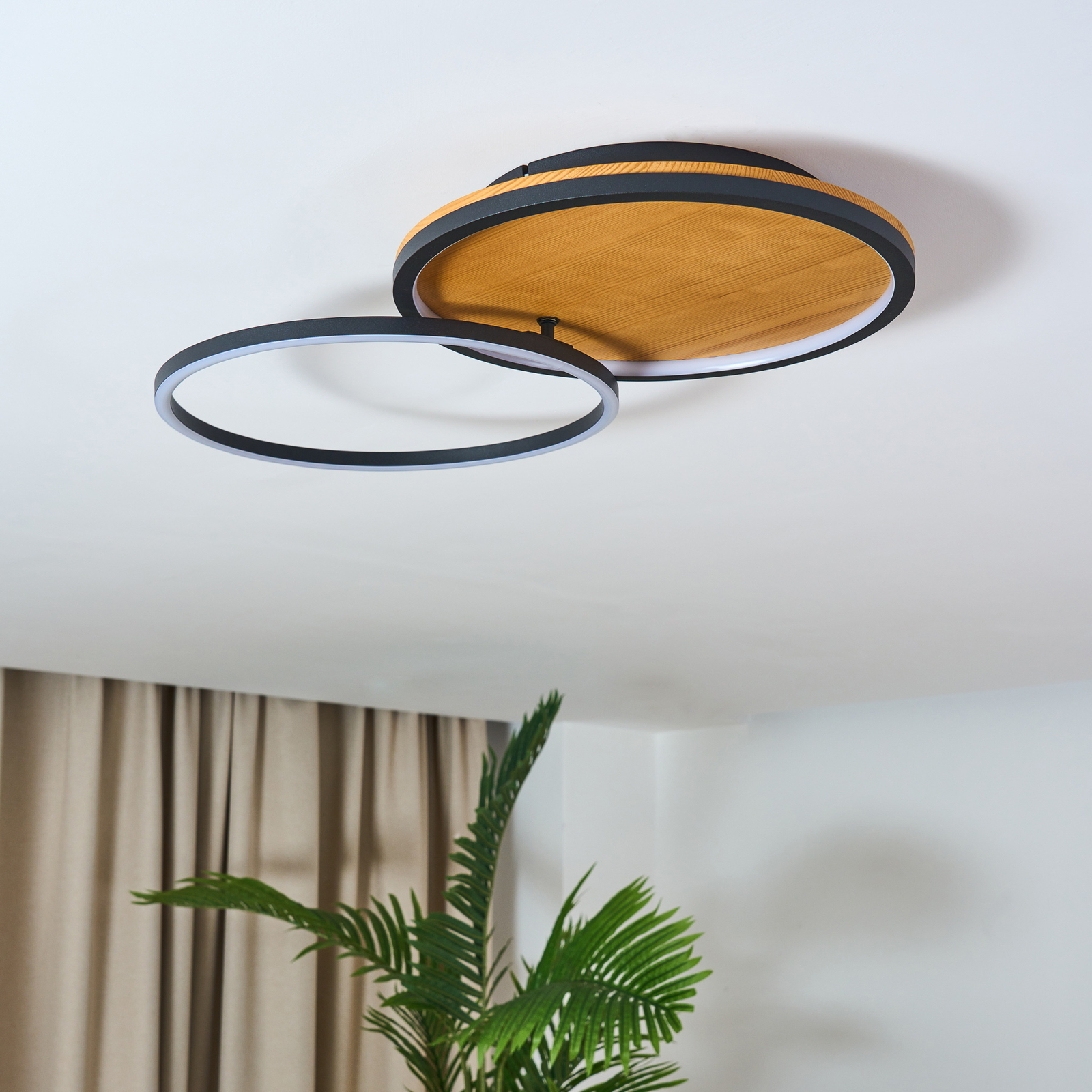 Kiru LED ceiling light, pine, length 63.2 cm, wood