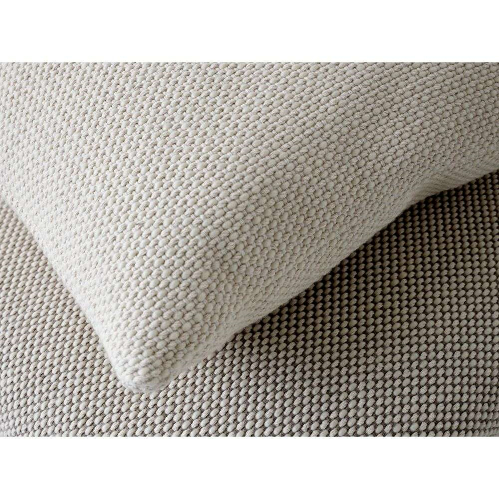 Collect Cuscino SC28 Almond/Weave - &Tradition