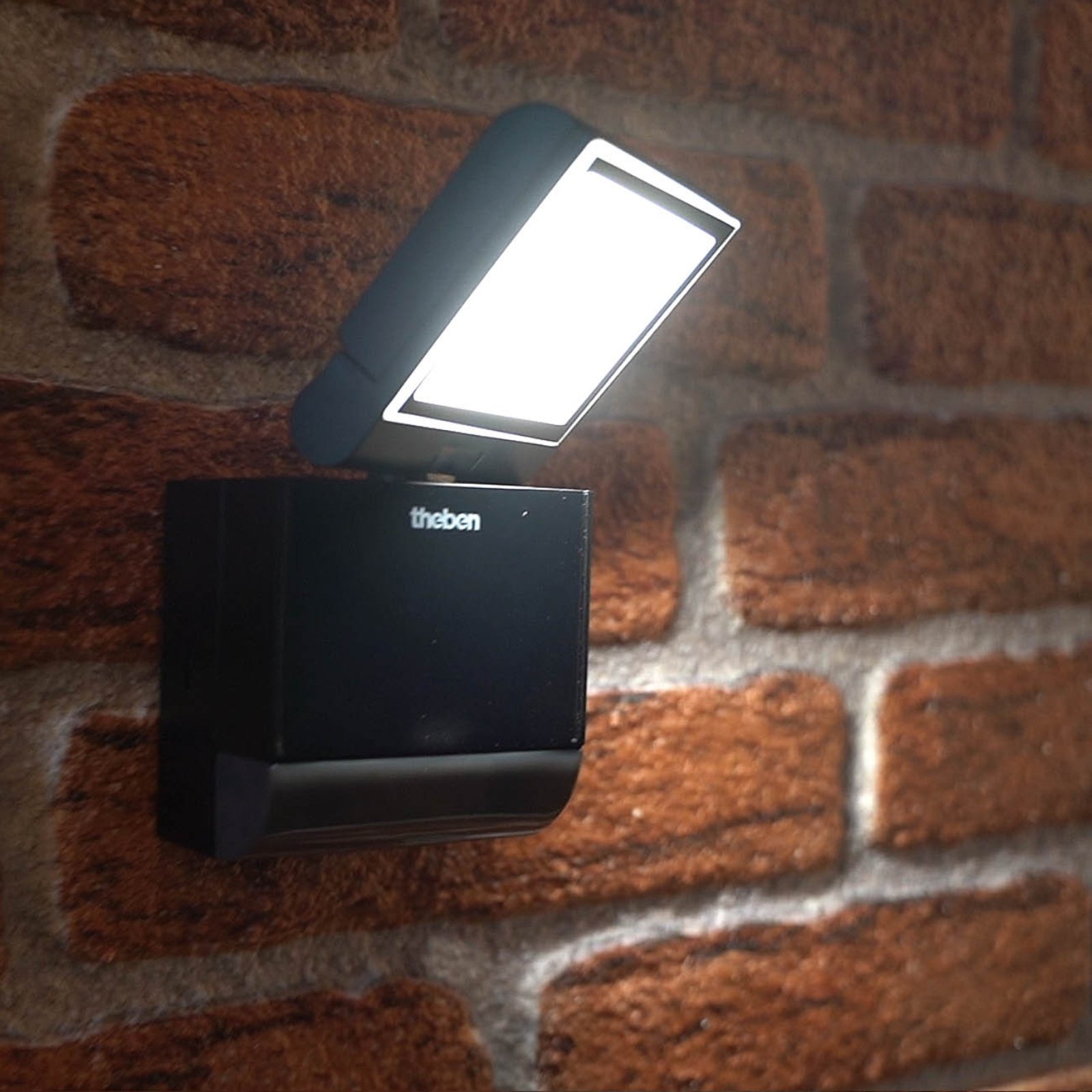 Theben udendørs LED-væglampe theLeda S8-100, sort, sensor