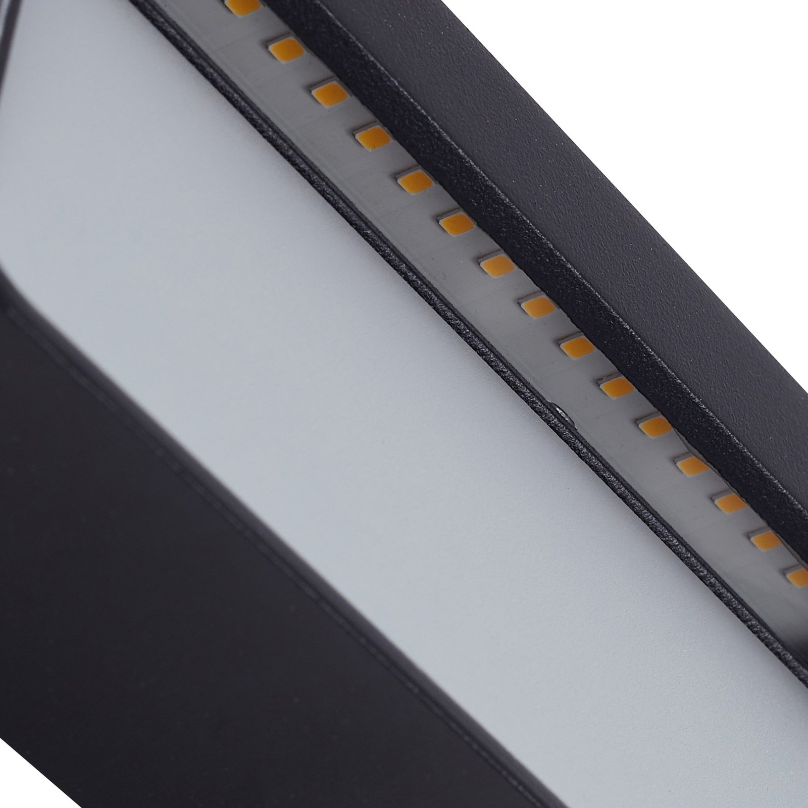 Lucande LED-Außenwandleuchte Tiburia, schwarz, Aluminium