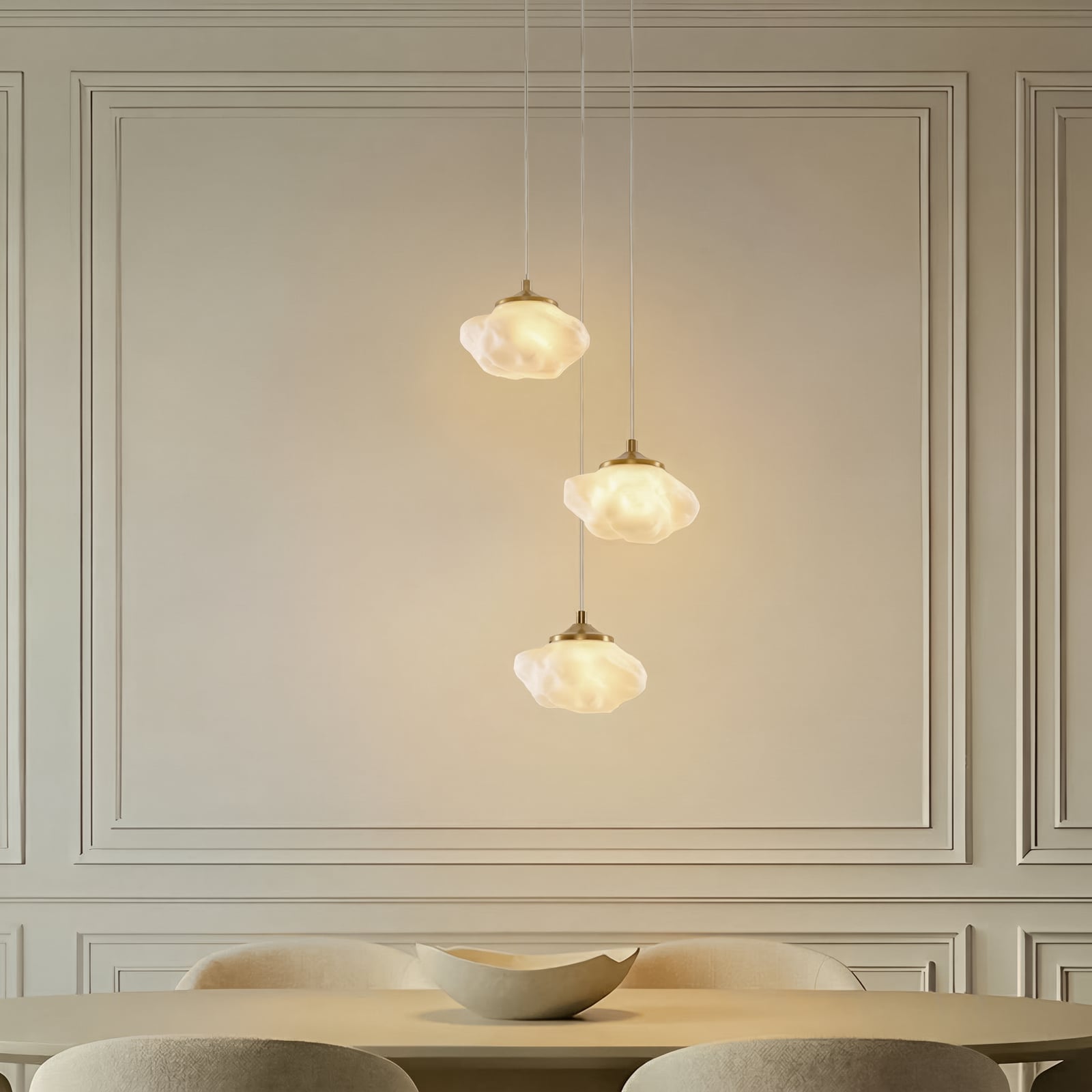 Piatra hanglamp, opaal/messing, 3-lamps, Ø25cm, glas - Lindby