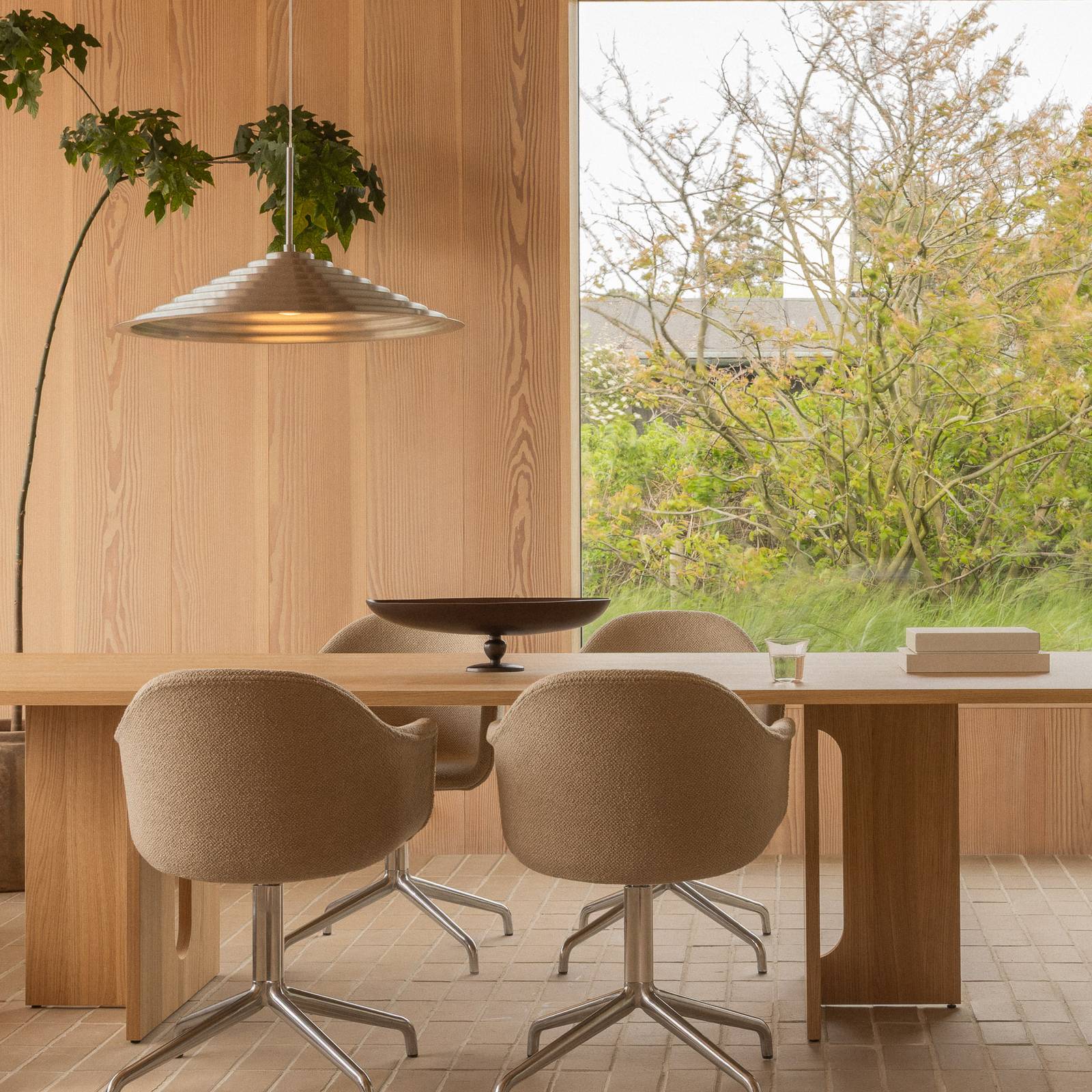 Żyrandol LED Audo Chancery, Ø 75 cm, kolor aluminium