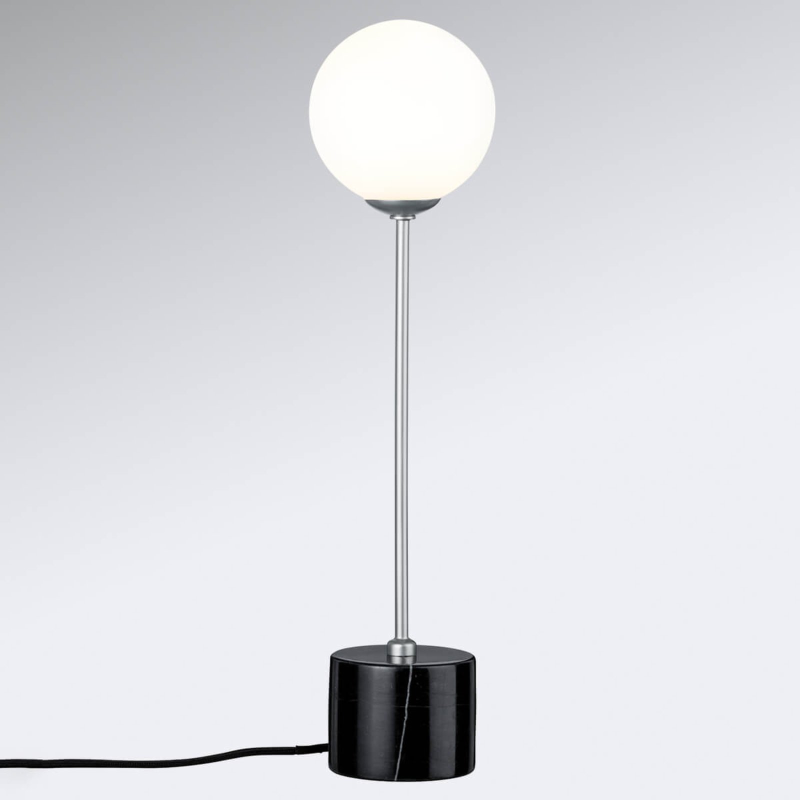 Bordlampe Moa i elegant design | Lampegiganten.no Bordlampe Moa i elegant design | Lampegiganten.no