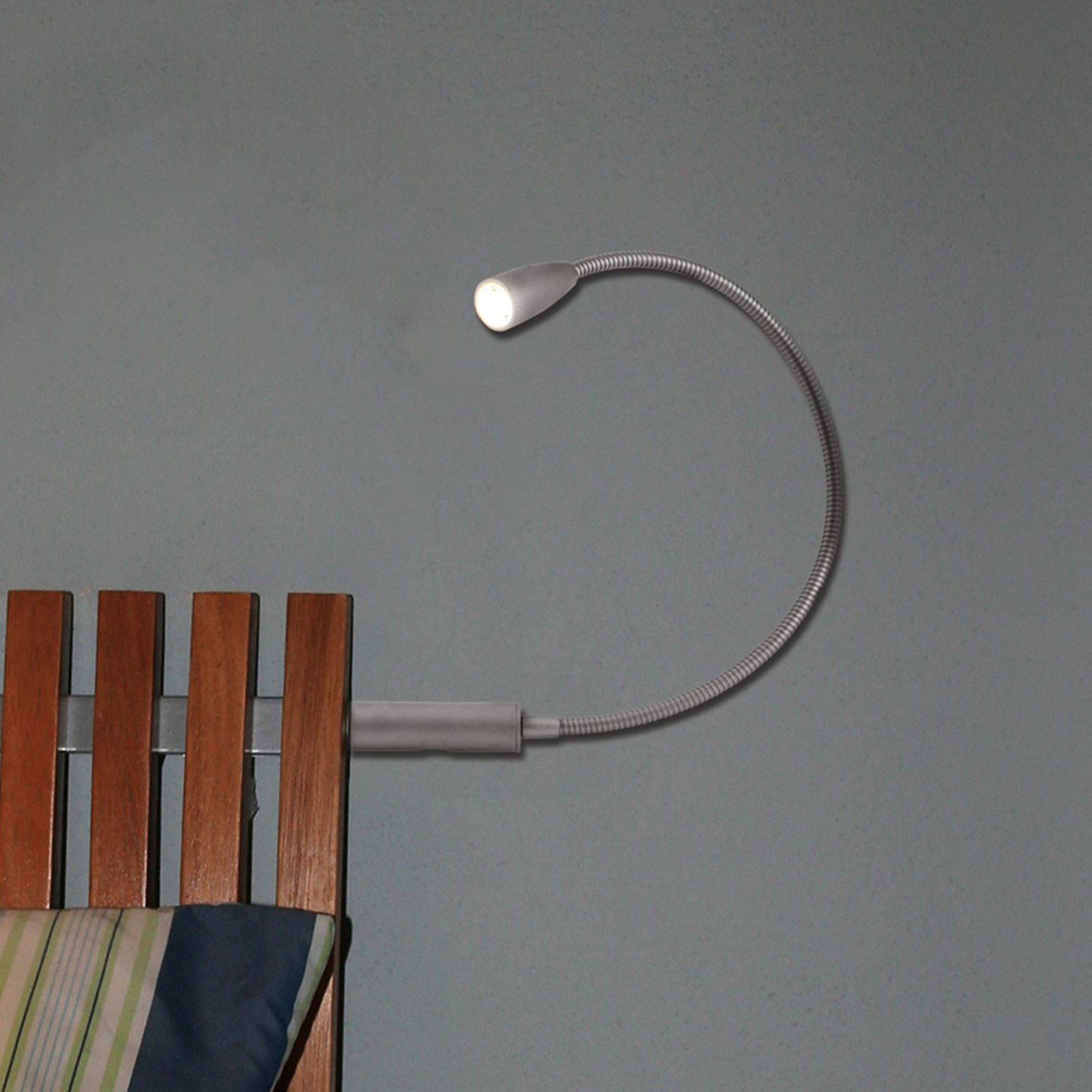 Lampe De Lecture LED Portable « Hugged Light » – Lampe à Suspendre 56 Cm, Design Flexible, Piles AAA
