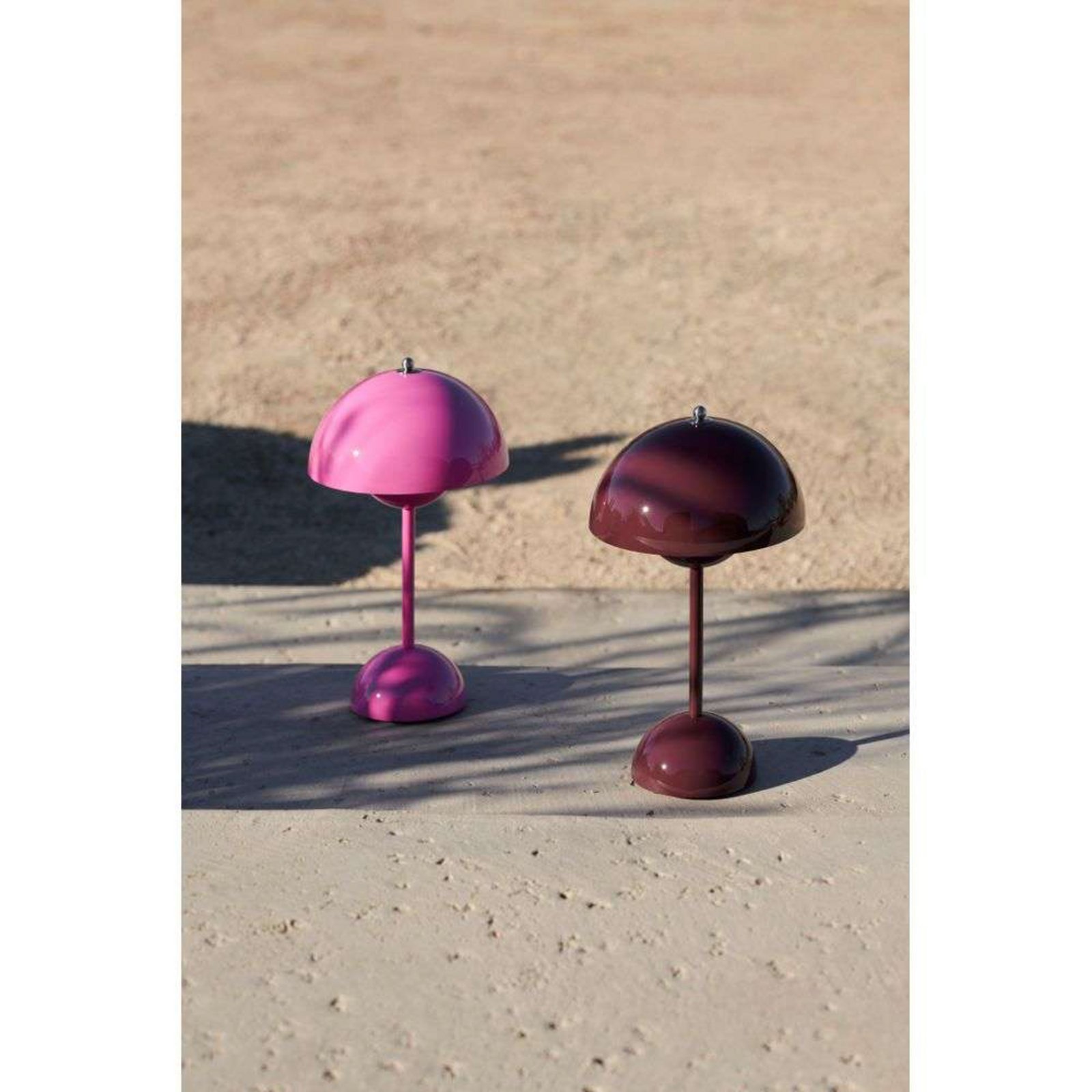 Flowerpot VP9 Portable Table Lamp Tangy Pink - &Tradition