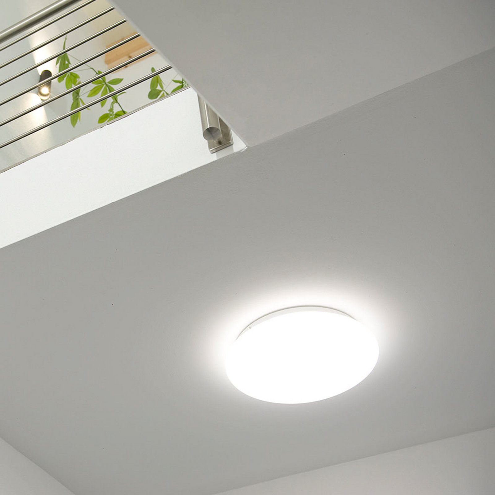 DOTLUX LED stropna svjetiljka LUNA, bijela, Ø 33 cm, PMMA, CCT IP44