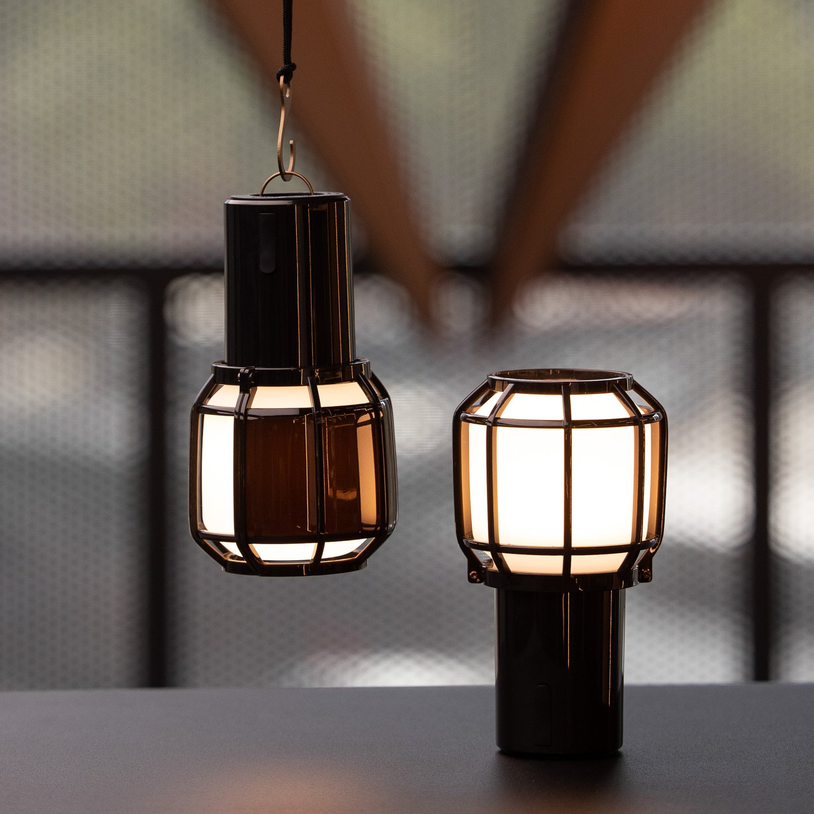 Chispa Stolní Lampa Portable Black - Marset