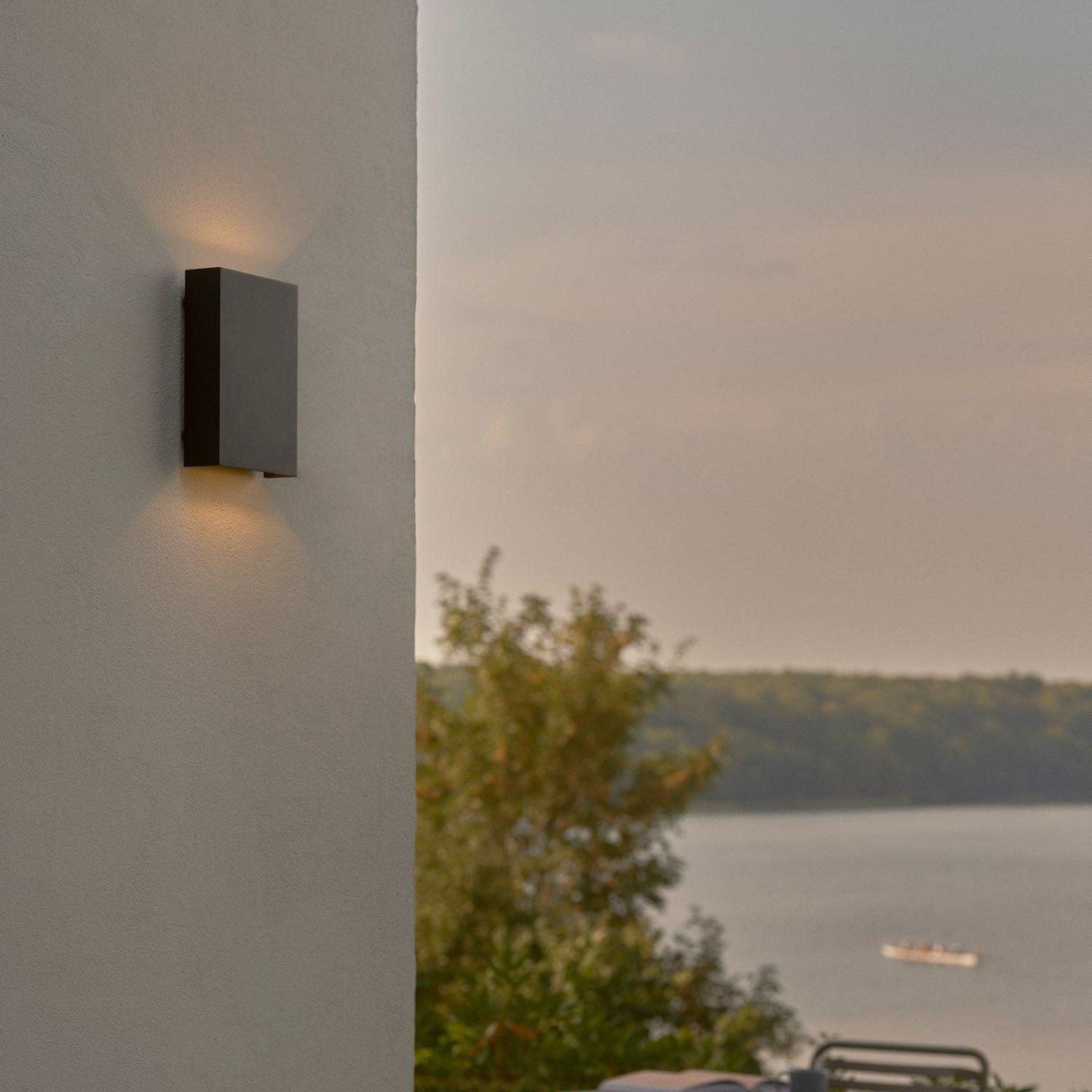 LED outdoor wall lamp Fold Seaside up/down, 15 x 21 cm, black