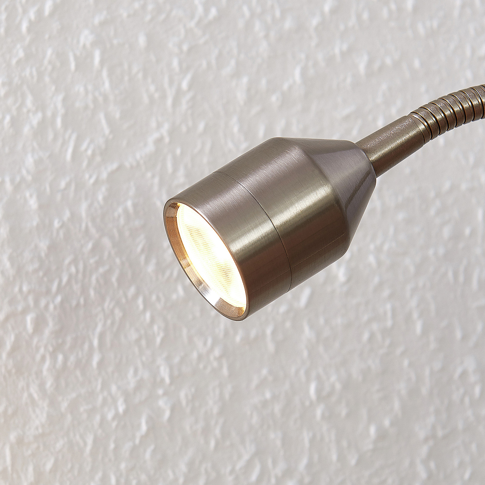 Lindby Djamila LED clip-on light, satin nickel