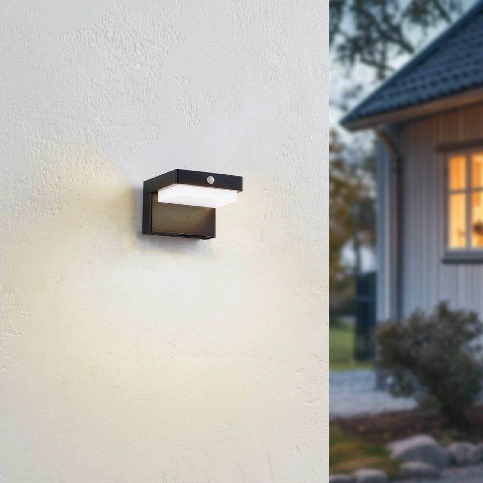 Eleazer LED Célula solar Aplique de Pared w/Sensor Negro - Lindby