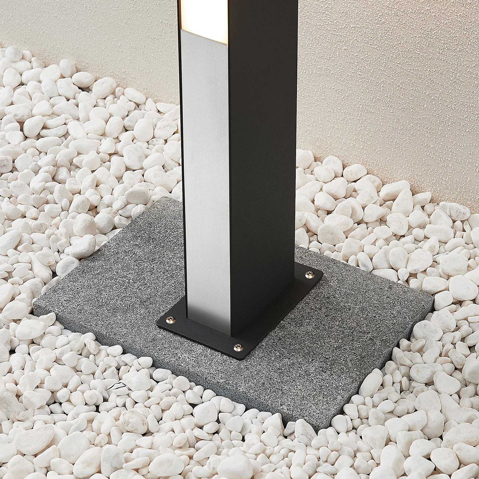 Lucande Aegisa -LED-pylväsvalaisin, 110 cm