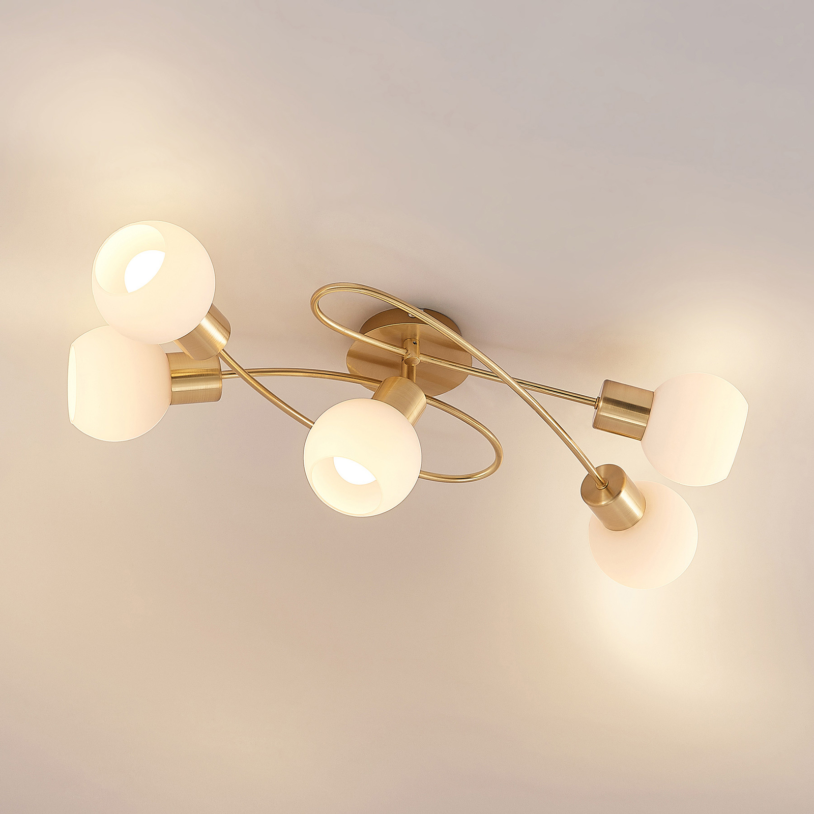 Lindby Elaina ceiling lamp 5-bulb long, brass