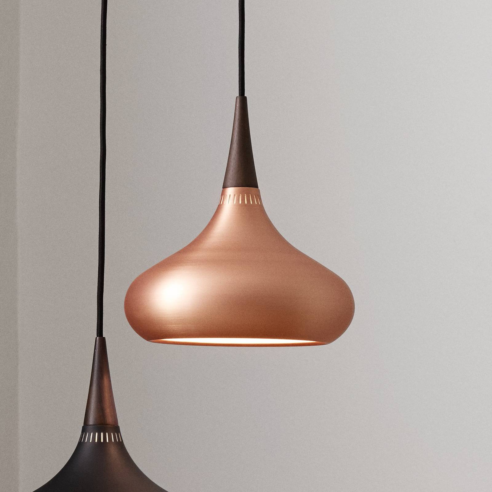 FRITZ HANSEN Orient P1 wahadło czarny/różowy Ø 22,5