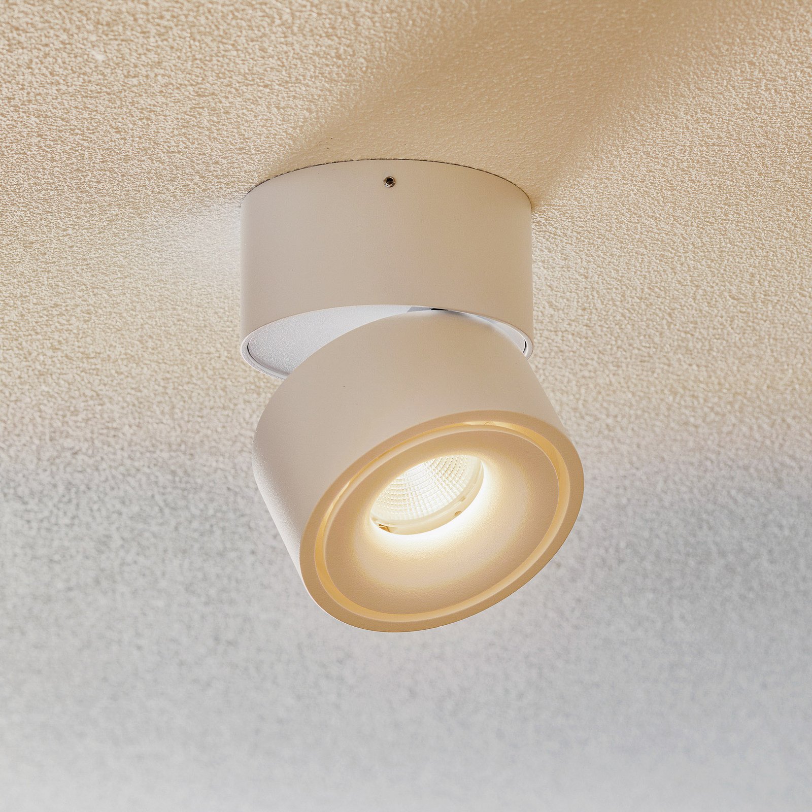 Vrid- och lutbar LED-spotlight Clippo