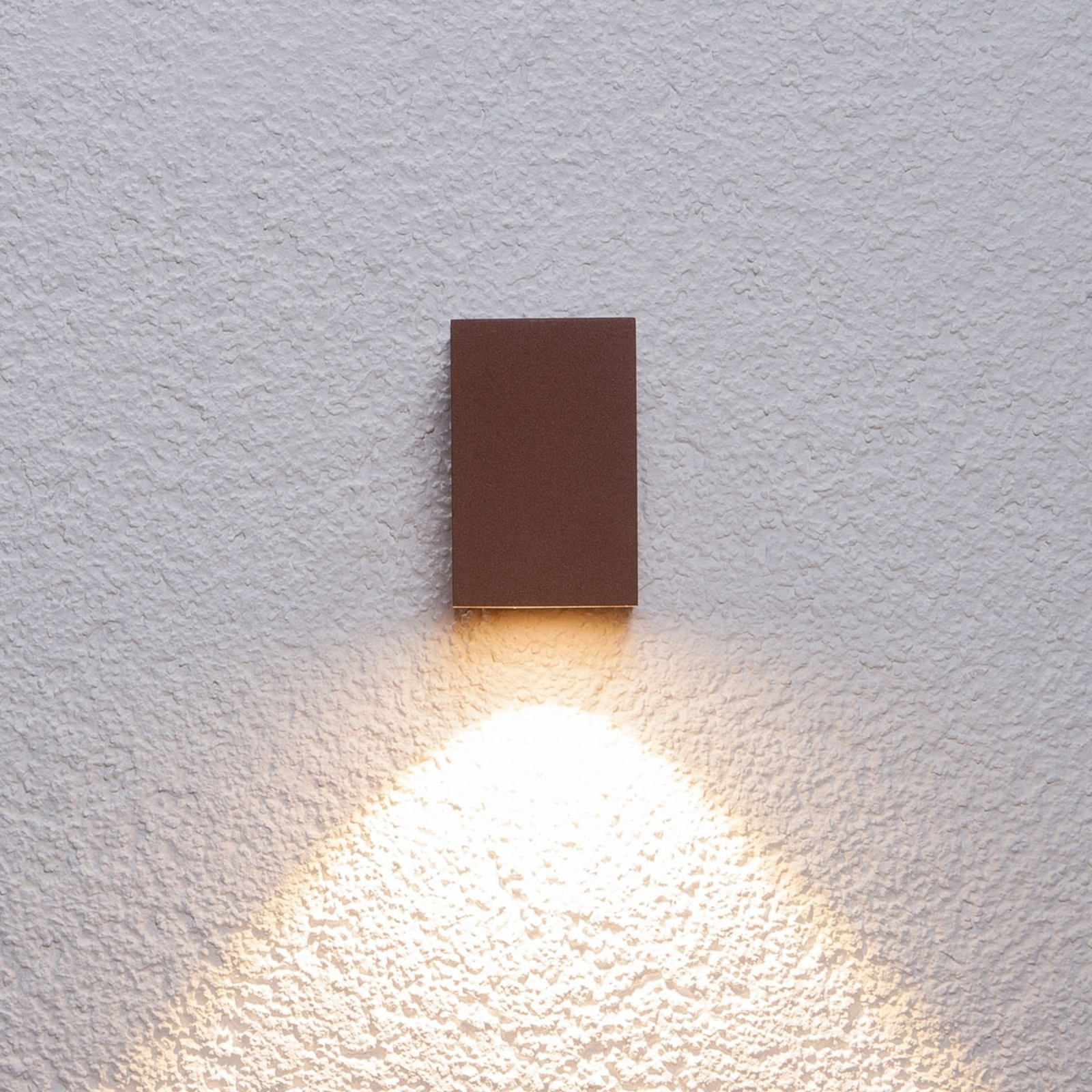 Roestbruine led-buitenwandlamp Tavi, 9,5 cm