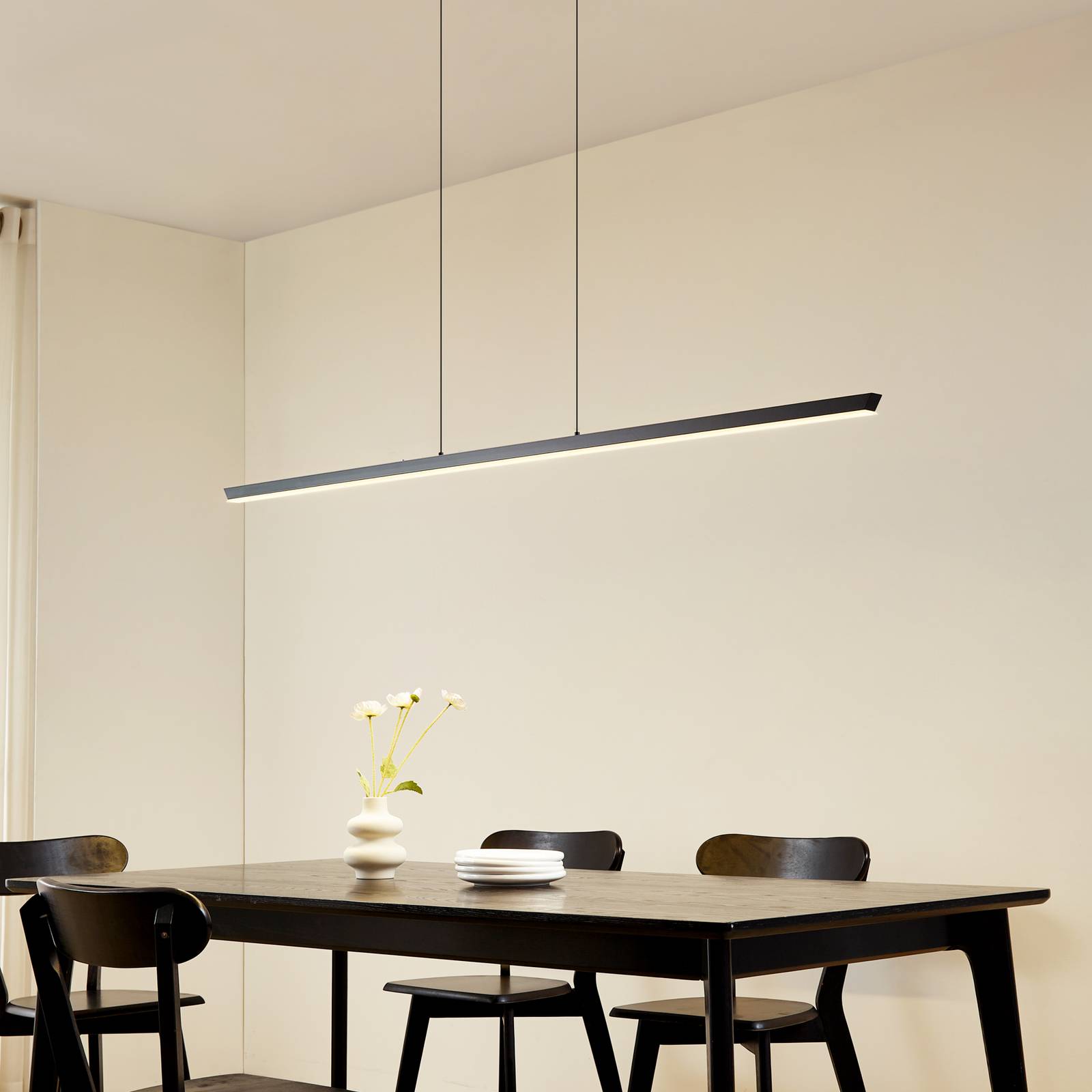 Lucande LED-Hängelampe Solvar, 158 cm, schwarz, CCT, dimmbar günstig online kaufen