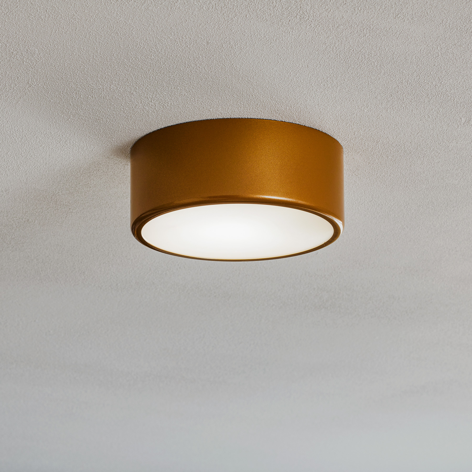 Cleo ceiling light in glittering gold tone