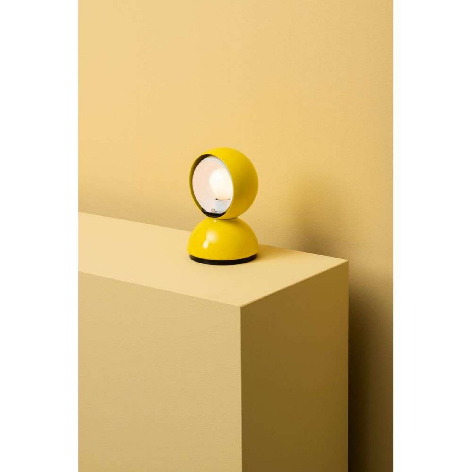 Eclisse Bordlampe Yellow Artemide - Stue - Metal billede