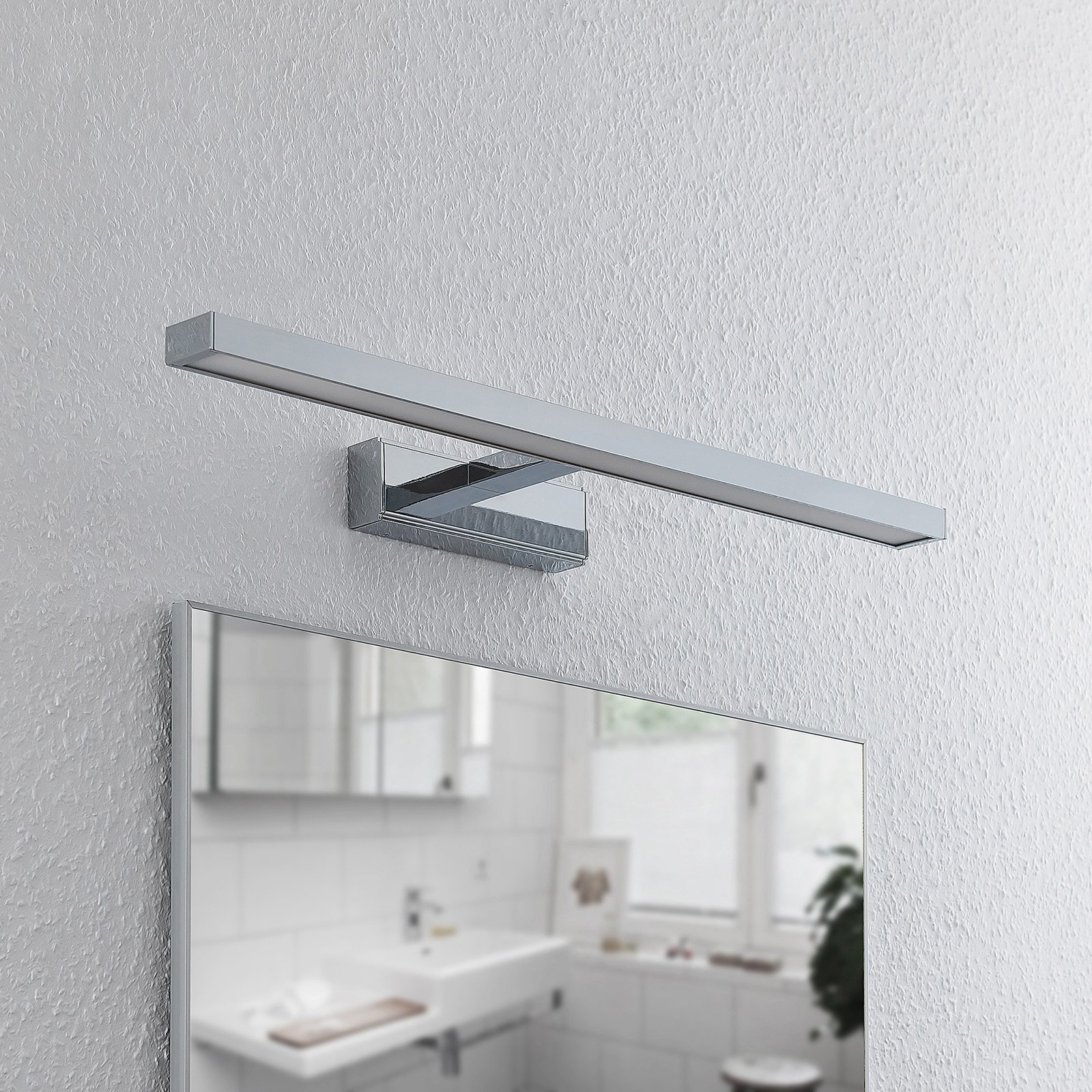 Jukka LED Wandlamp L60 Chrome - Lindby