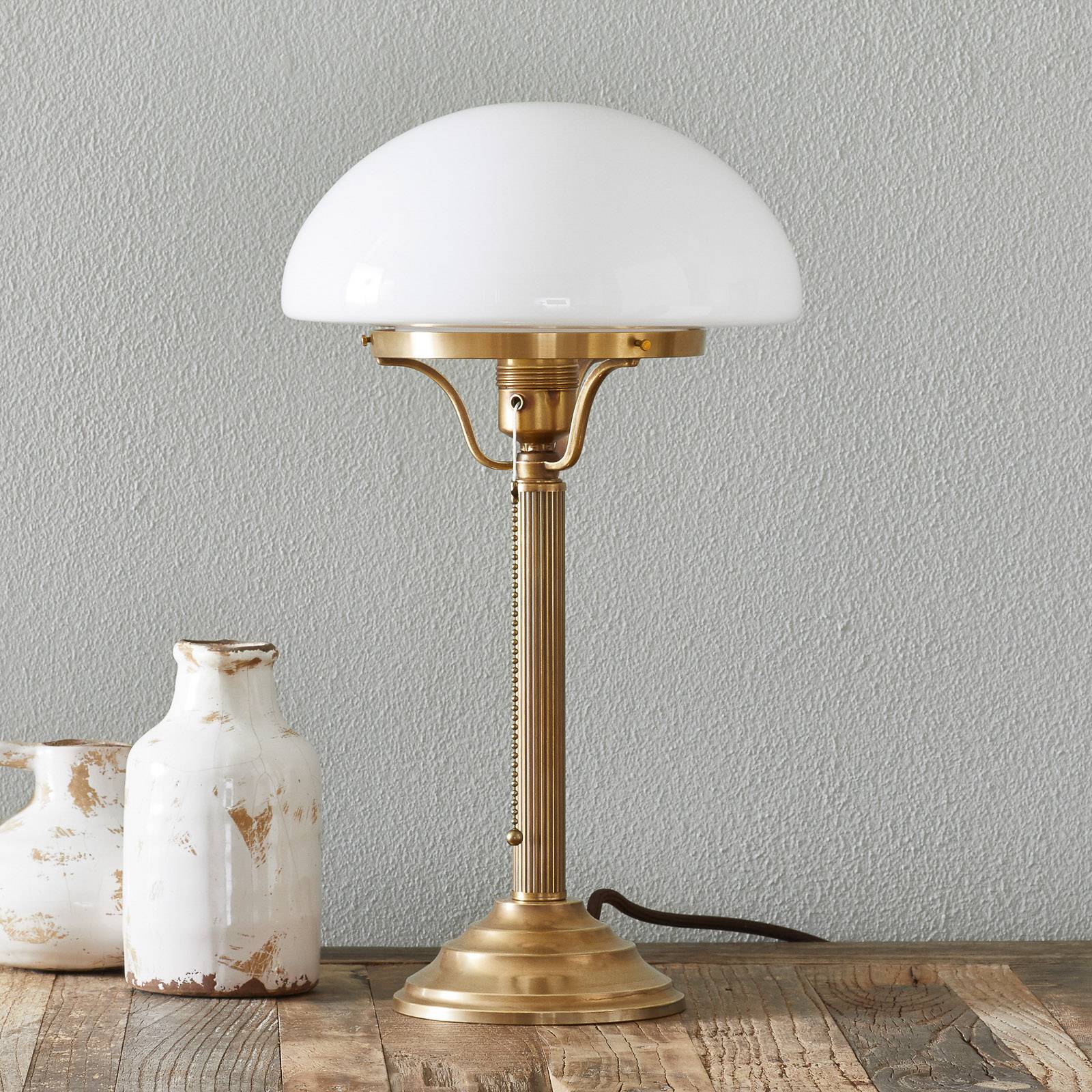 Lampada da tavolo classica HARI in ottone