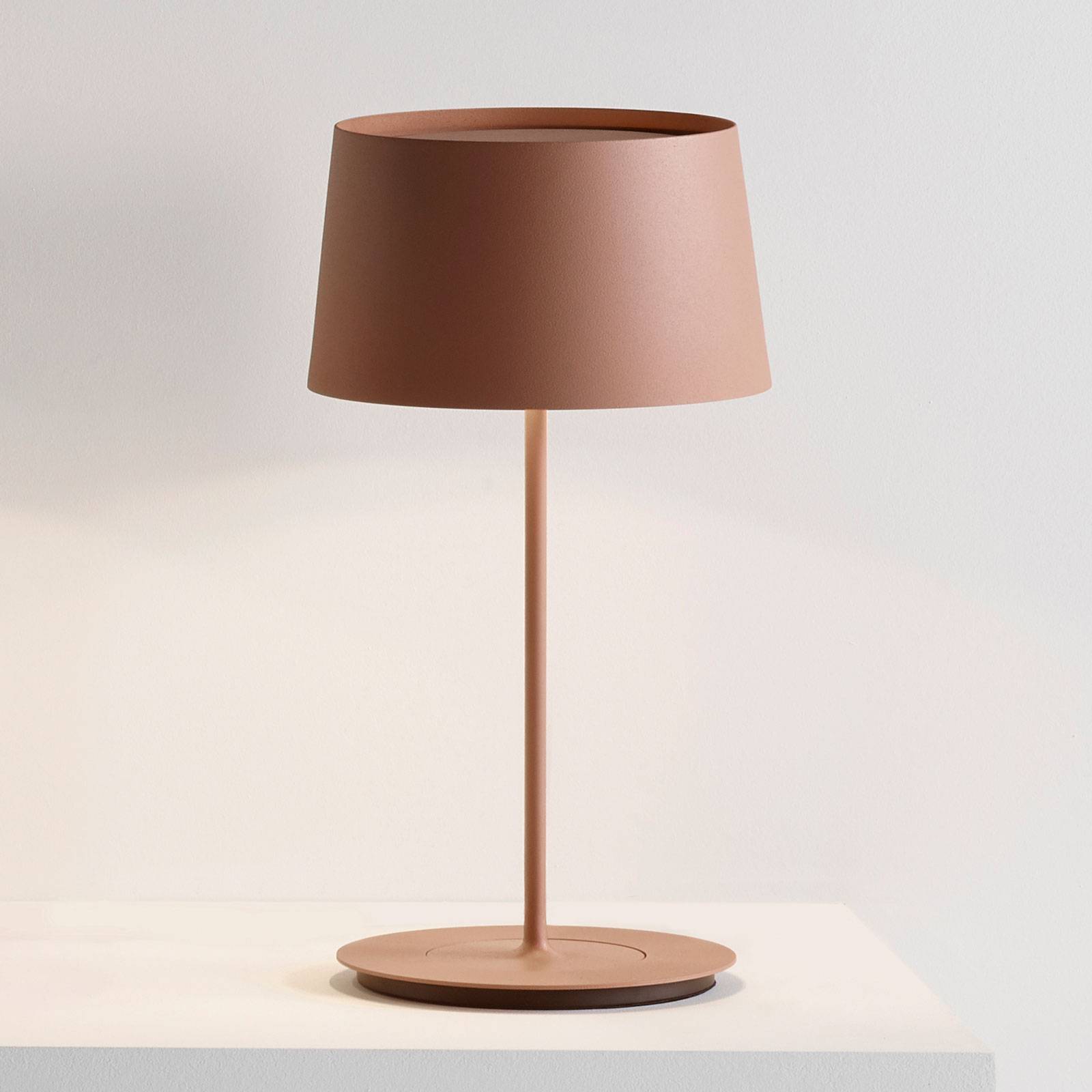 E-shop Stolná lampa Vibia Warm 4896, Ø 22 cm, hnedá