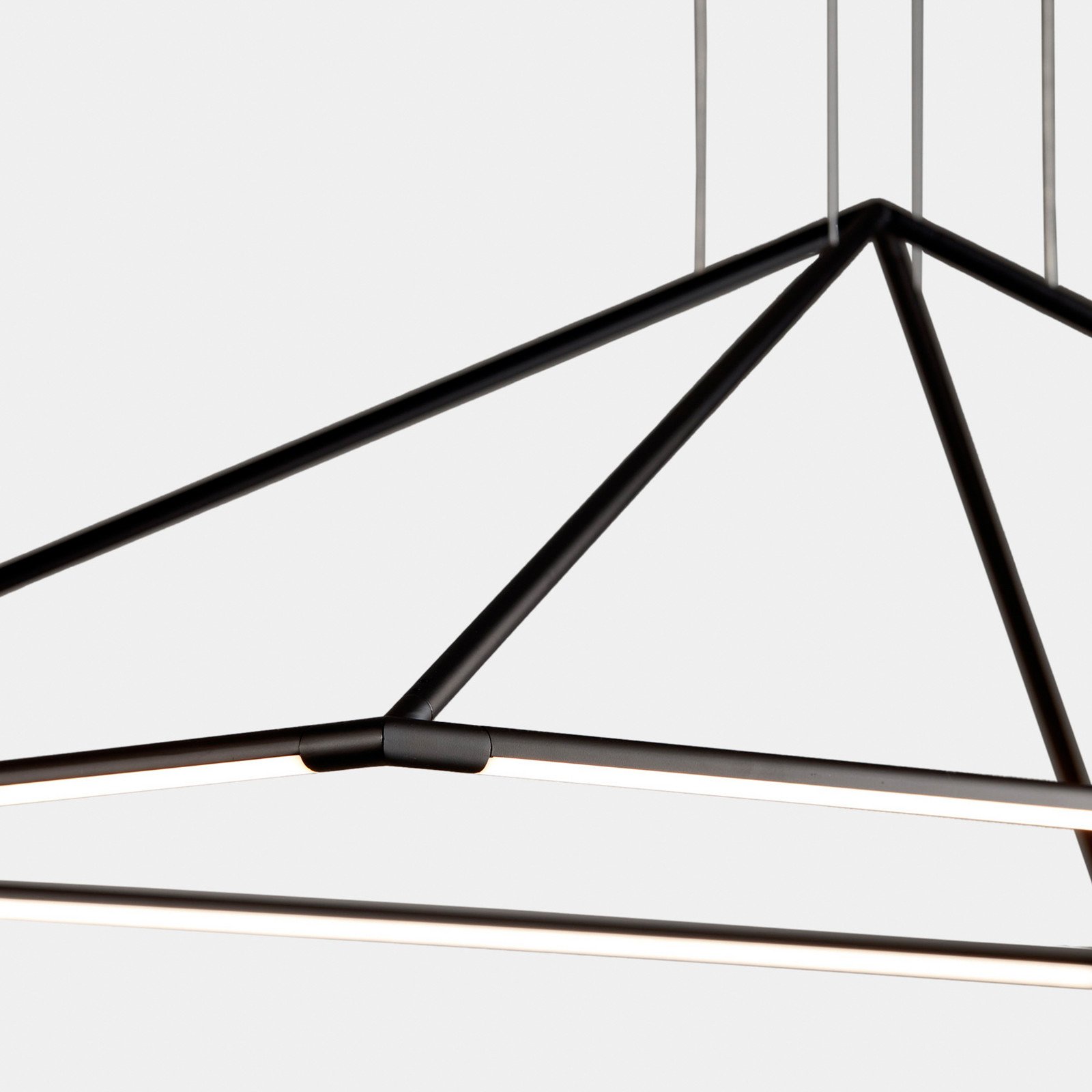 LEDS-C4 Tubs lampă susp. LED mat-negru 90x60 cm