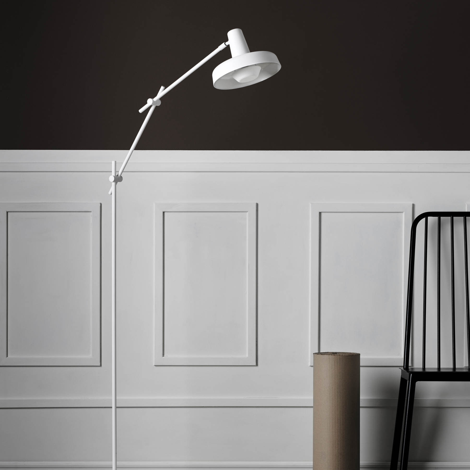 Arigato Gulvlampe Hvid - Grupa