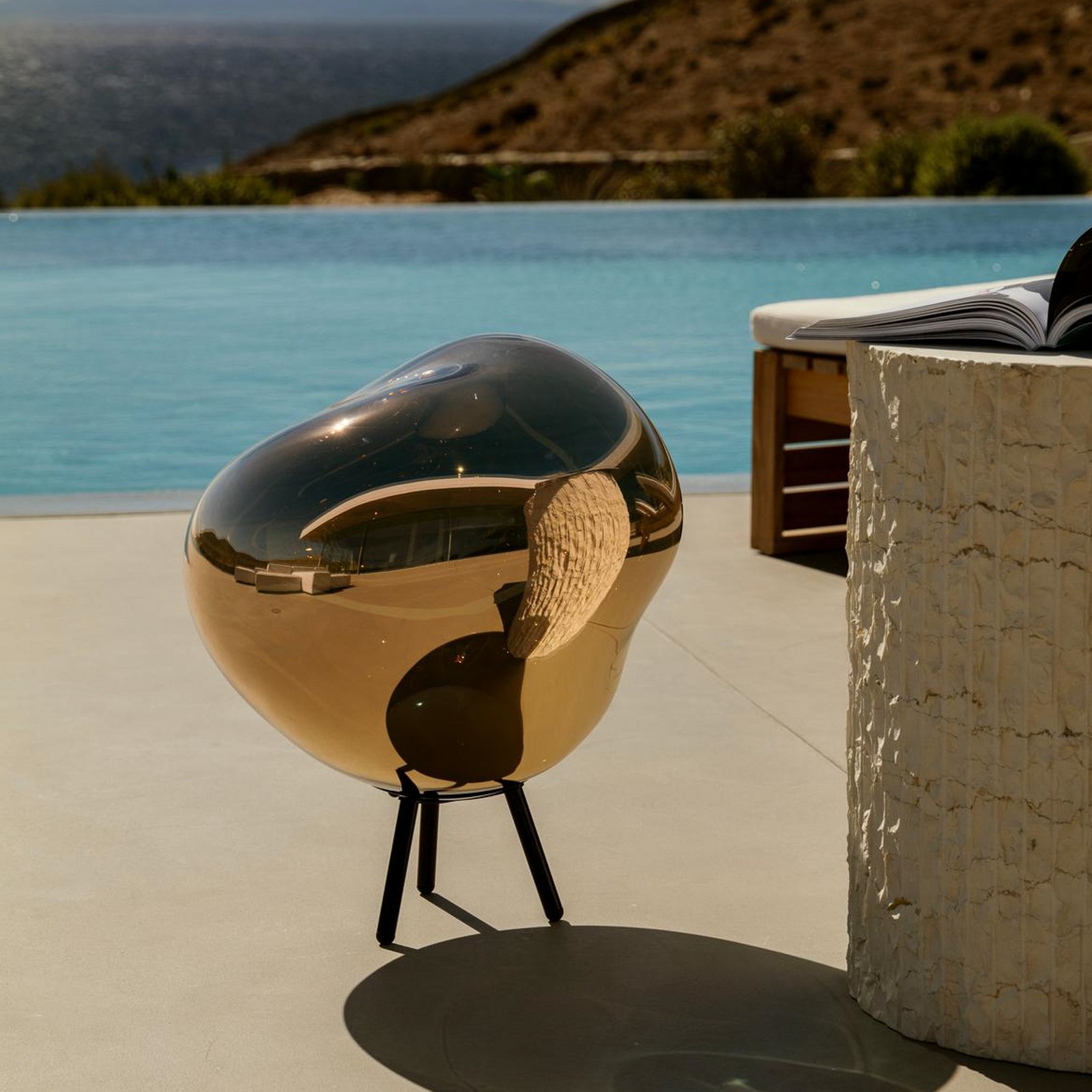Tom Dixon LED rechargeable patio lamp Melt large, gold