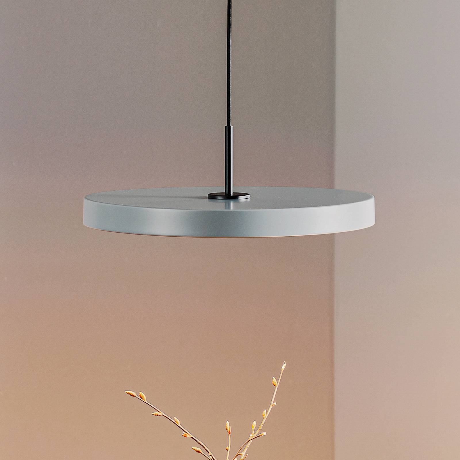 Levně UMAGE Asteria střední závěsná LED lampa Ultimate Grey