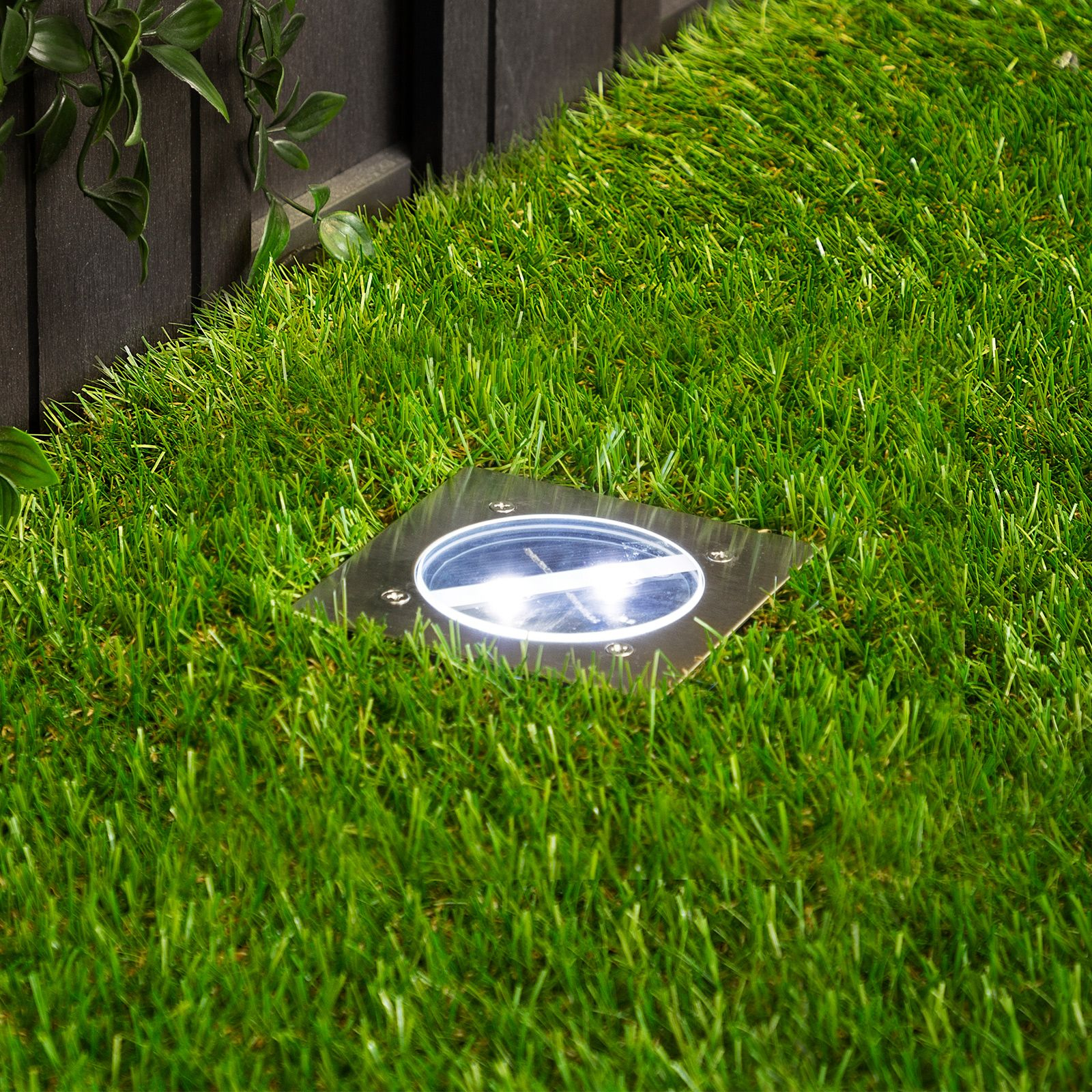 Smartwares Square, solar LED deck light Lugo, IP44, brushed stainless steel, glass, 0.06 W, energy efficiency: A+, L: 10.5 cm, W: 10.5 cm