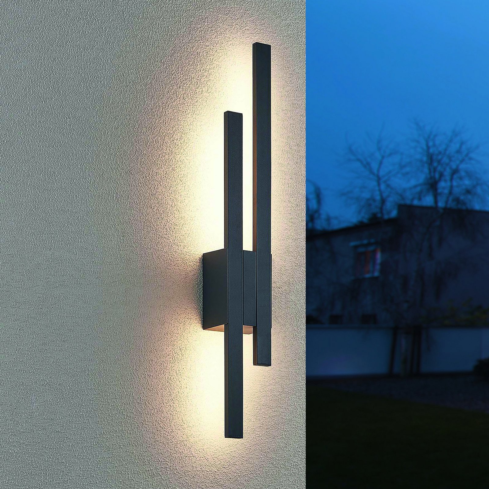 LED āra sienas lampa TAWA, antracīta krāsā, 62 cm metāla, 2 spīdes. IP54 LED āra sienas lampa TAWA, antracīta krāsā, 62 cm metāla, 2 spīdes. IP54