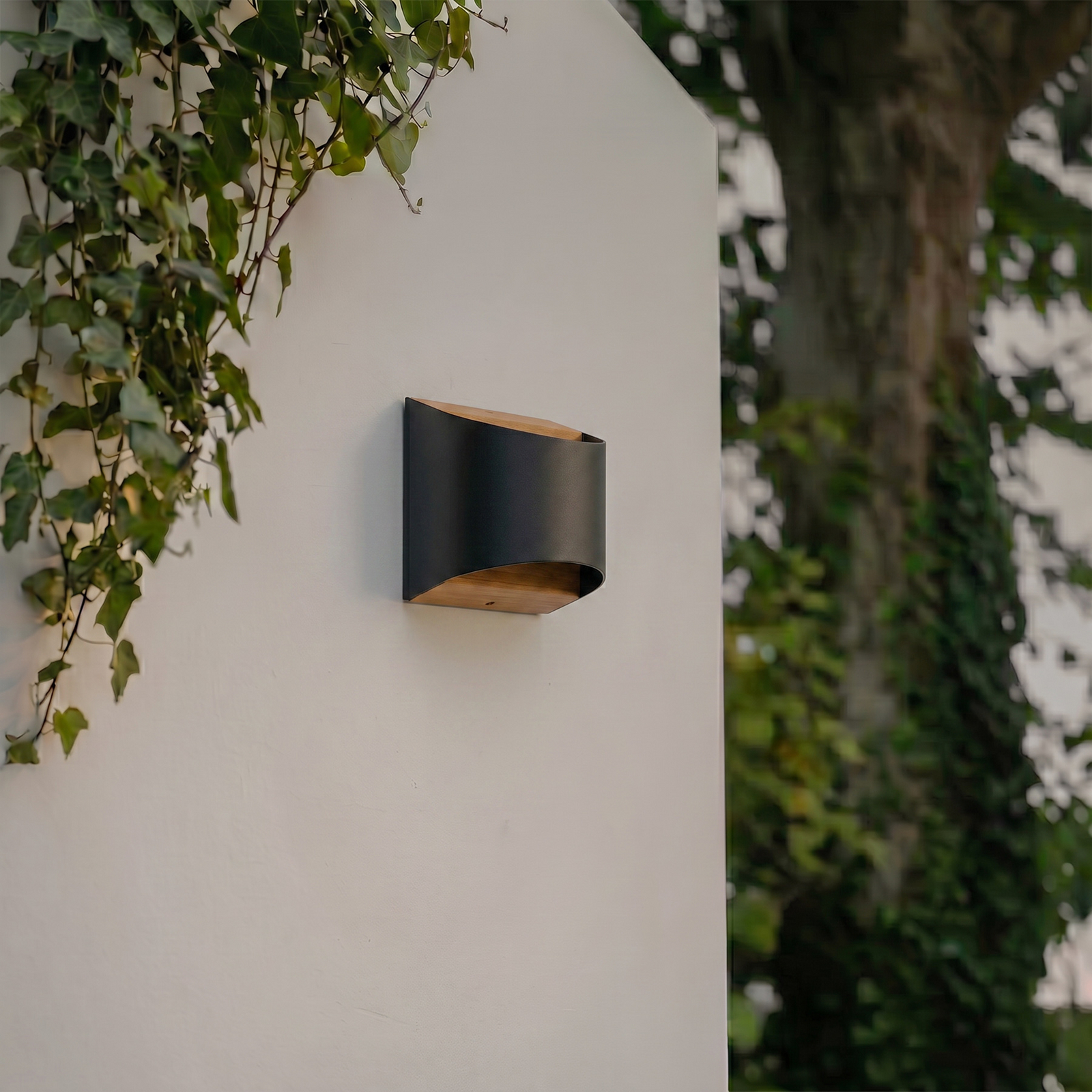 Lenore LED-Wandleuchte 13 cm schwarz Metall IP44 - Lindby