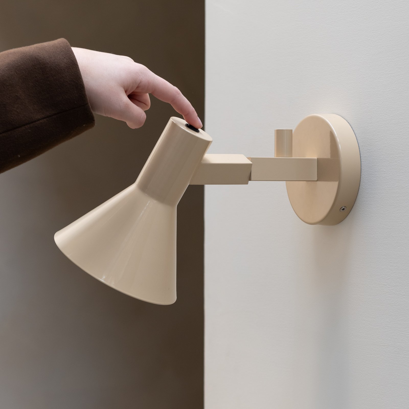 IT'S ABOUT ROMI Wandlampe Stavanger, beige, Stecker, 20 cm