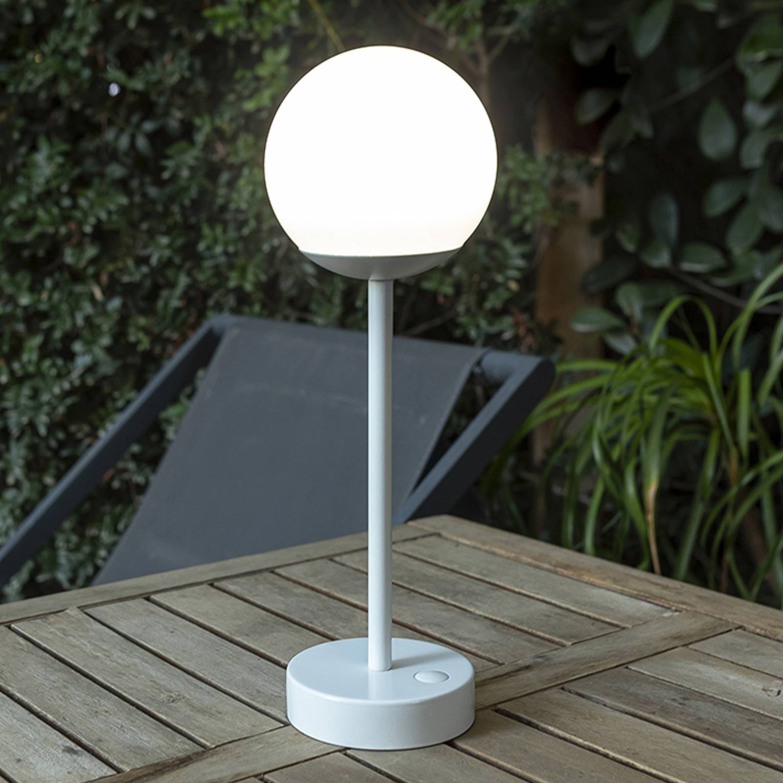 E-shop Stolná lampa Newgarden Norai Slim LED, biela