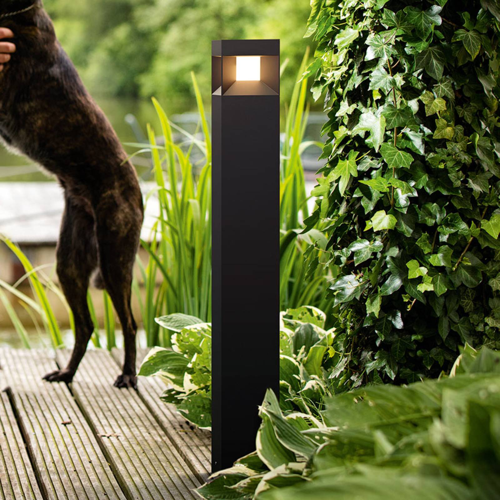 Parterre - czarny słupek ogrodowy LED