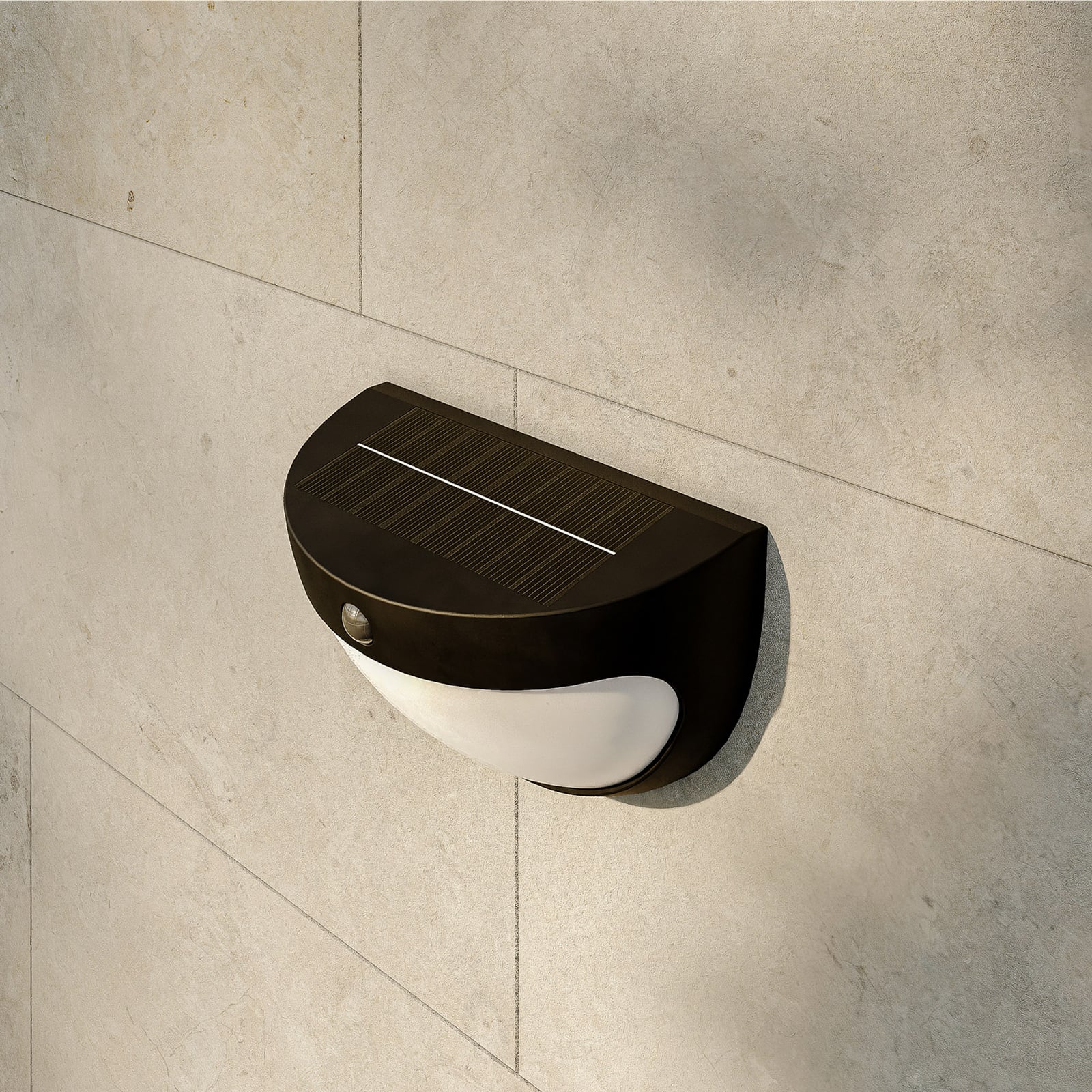 Philips LED-solarna stenska svetilka Swyn, črna, s senzorjem, IP44 Philips LED-solarna stenska svetilka Swyn, črna, s senzorjem, IP44