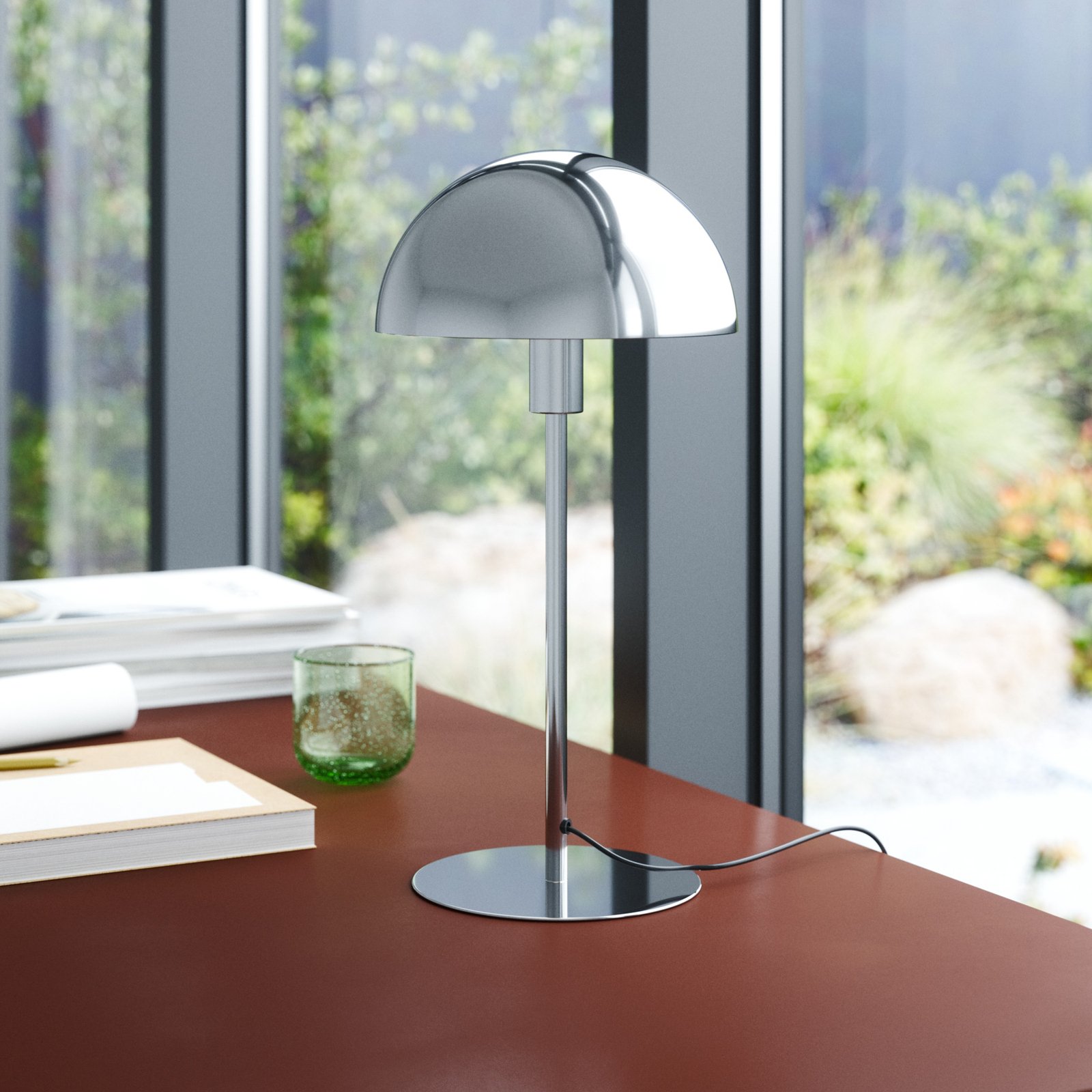 Ellen 20 table lamp made of metal, chrome