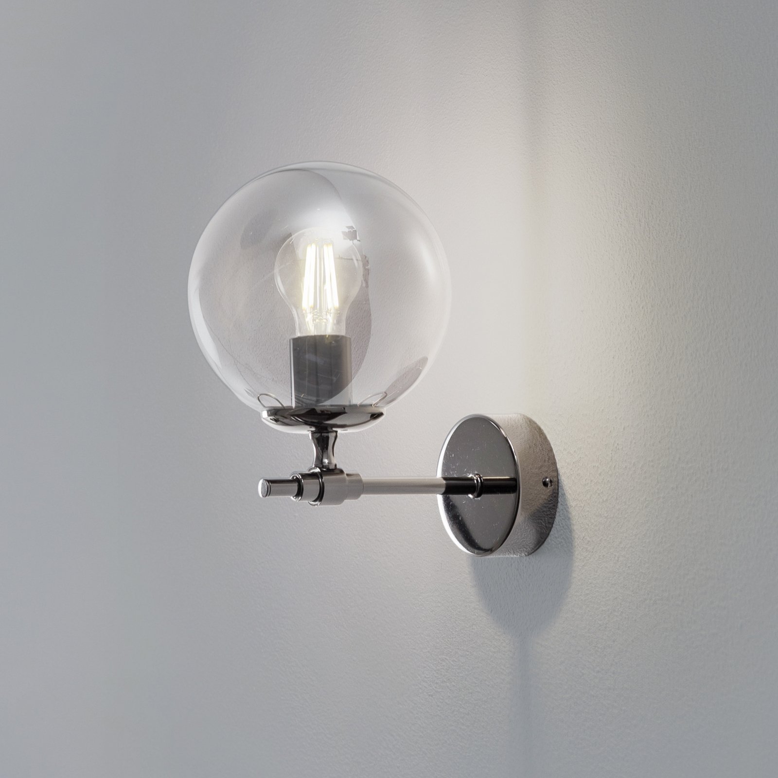 Aplique de pared Portemo, gris ahumado/níquel, altura 27 cm, cristal