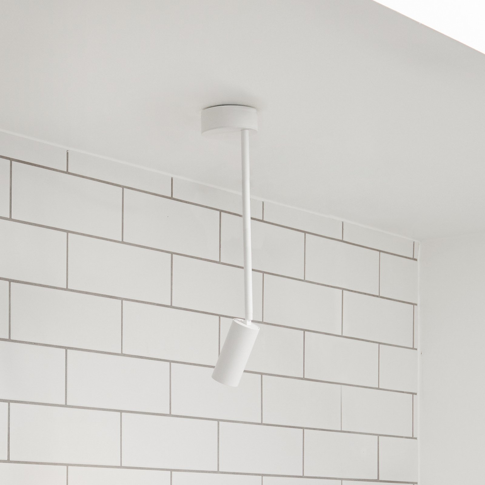 Iris Seinä-/Kattovalaisin White - Loom Design
