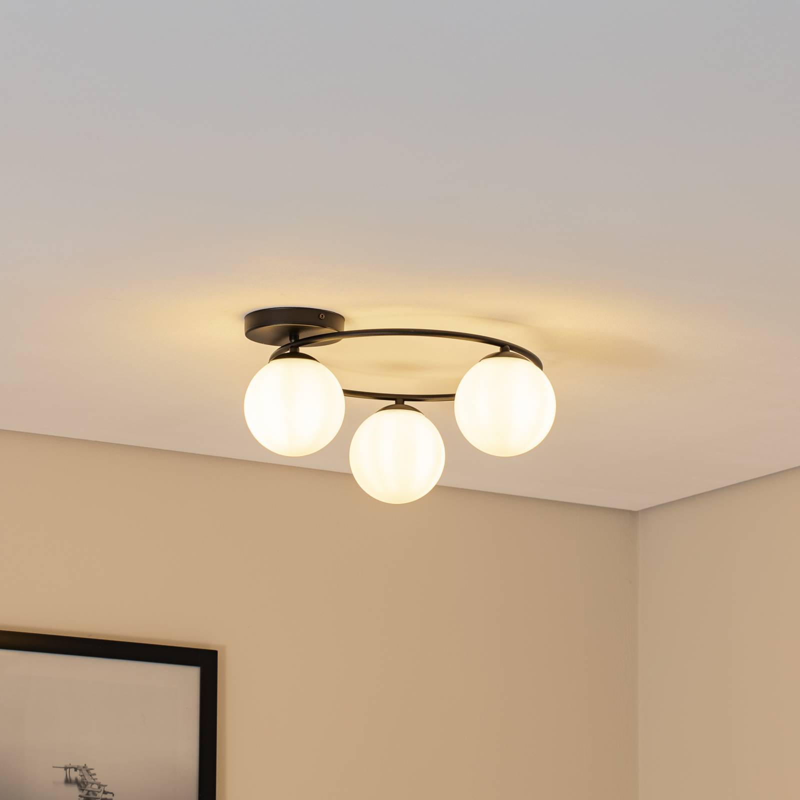 Deckenleuchte Sopra, opalweiß/schwarz, Glas, E14 günstig online kaufen