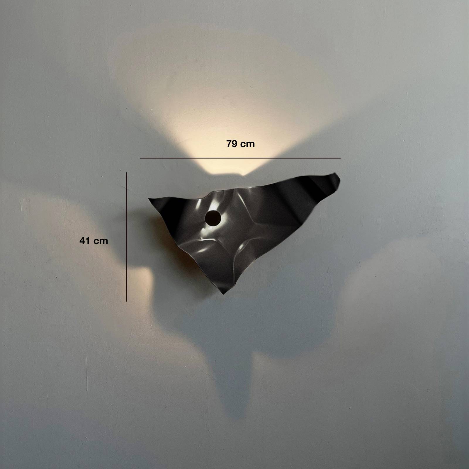 Knikerboker LED-Wandlampe Zona d'ombra, schwarz, 79 cm günstig online kaufen