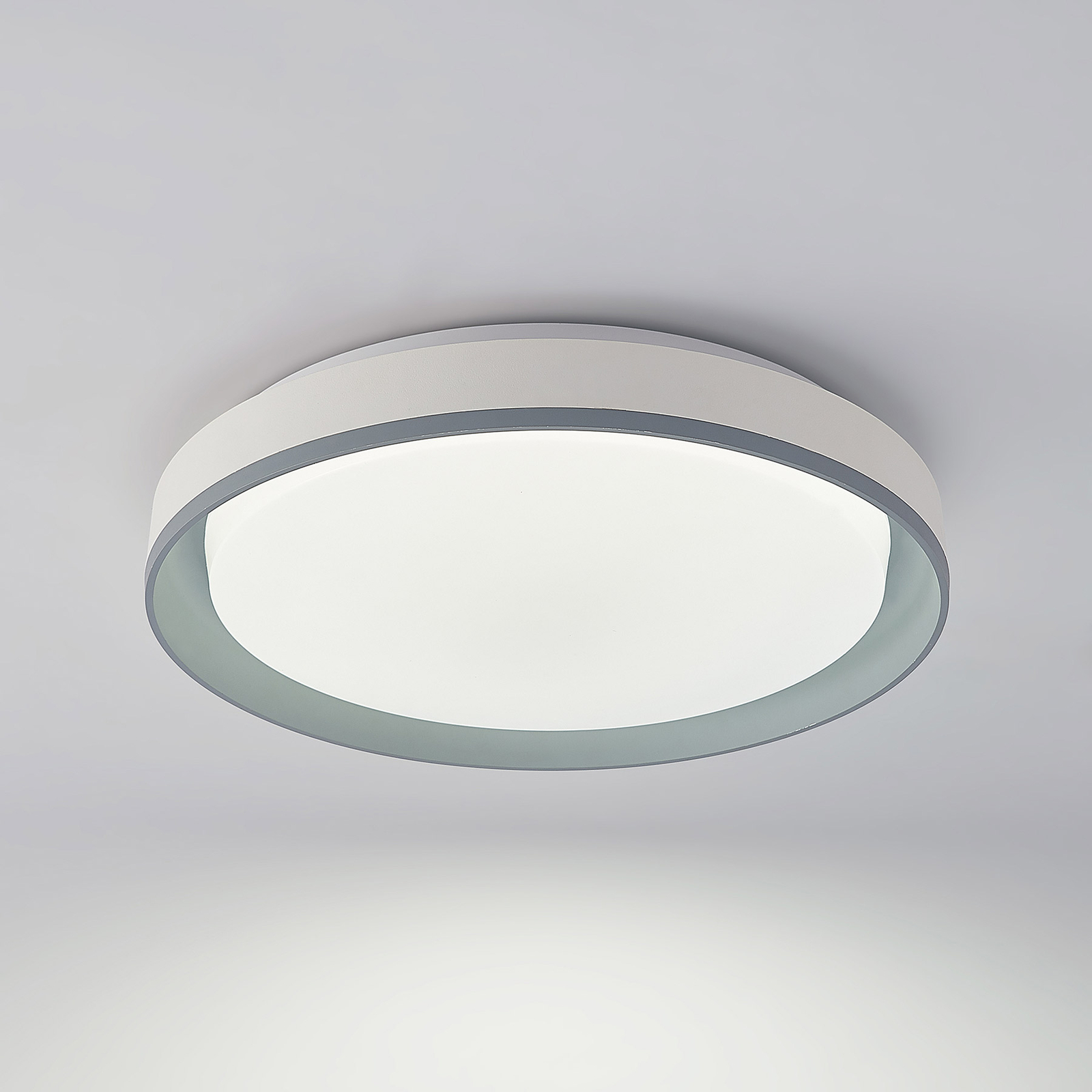 Lindby Brennon LED ceiling light, Ø 51 cm