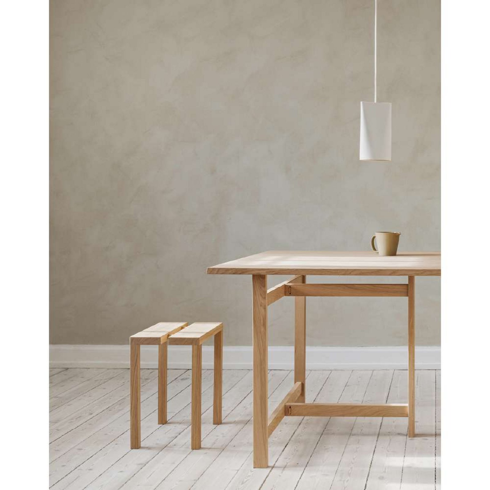 Peg Stool Oak - Moebe