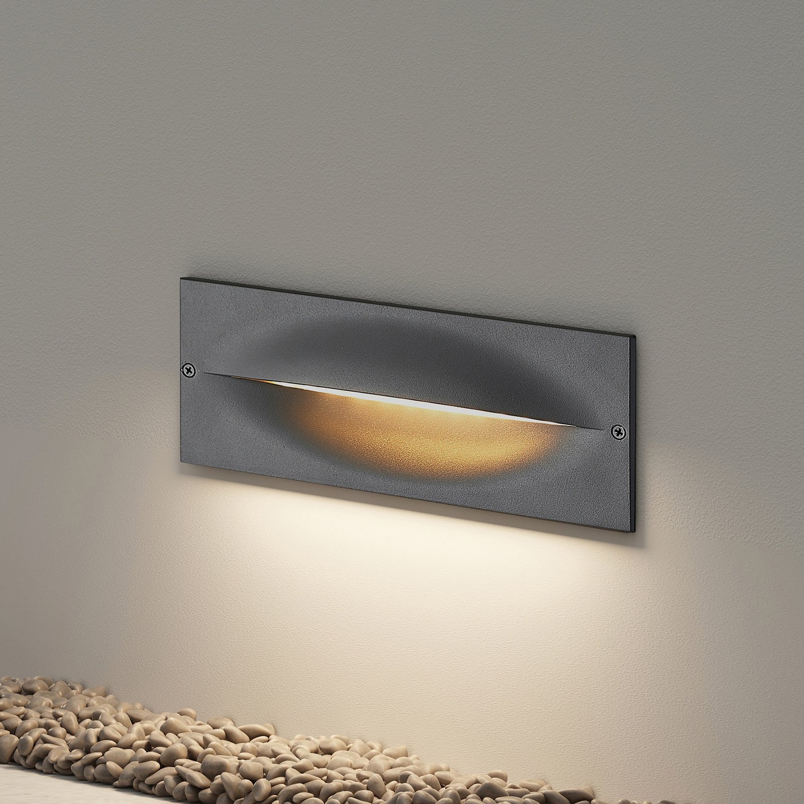 Lucande Zandro -LED-seinäuppovalaisin ulkokäyttöön