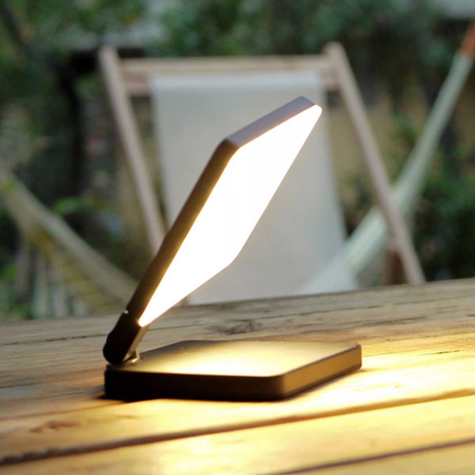 Nimbus Roxxane Fly lampe à poser LED noir