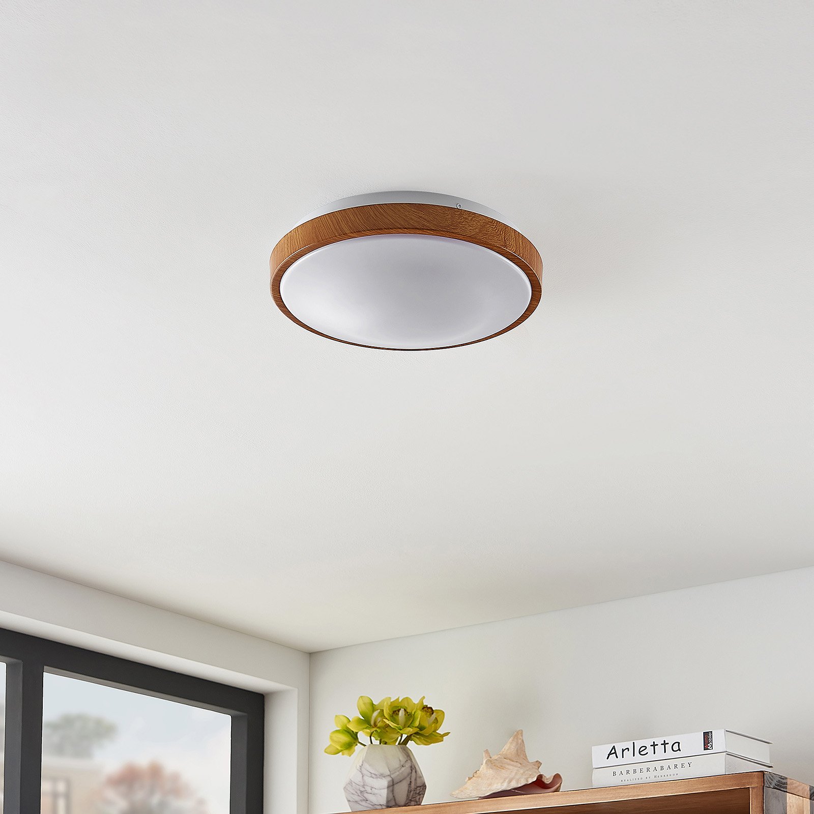 Lindby Mendosa LED plafondlamp, hout-optiek, rond