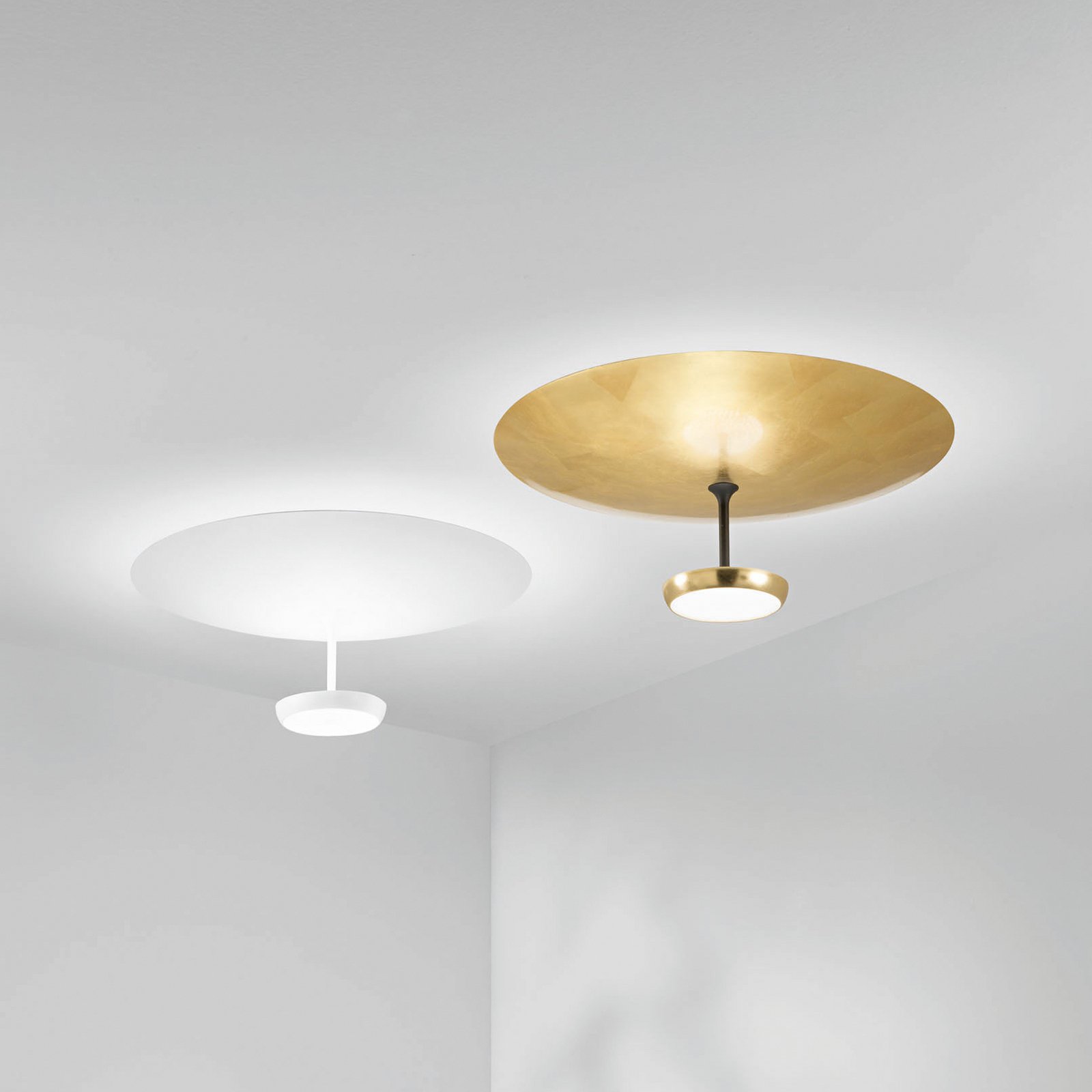 LED stropní svítidlo Yuko, bílé, kovové, výška 23 cm, stmívatelné