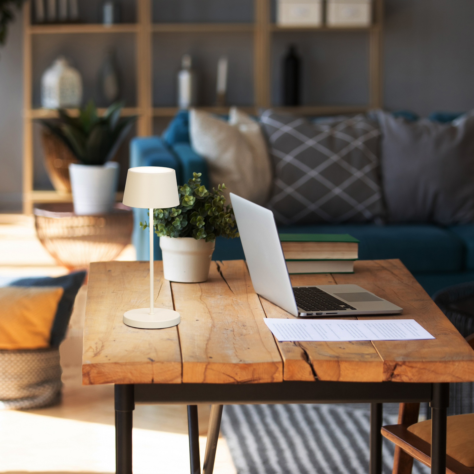 Lampada LED da tavolo ricaricabile Asena Pro beige sabbia, 30 cm metallo IP54