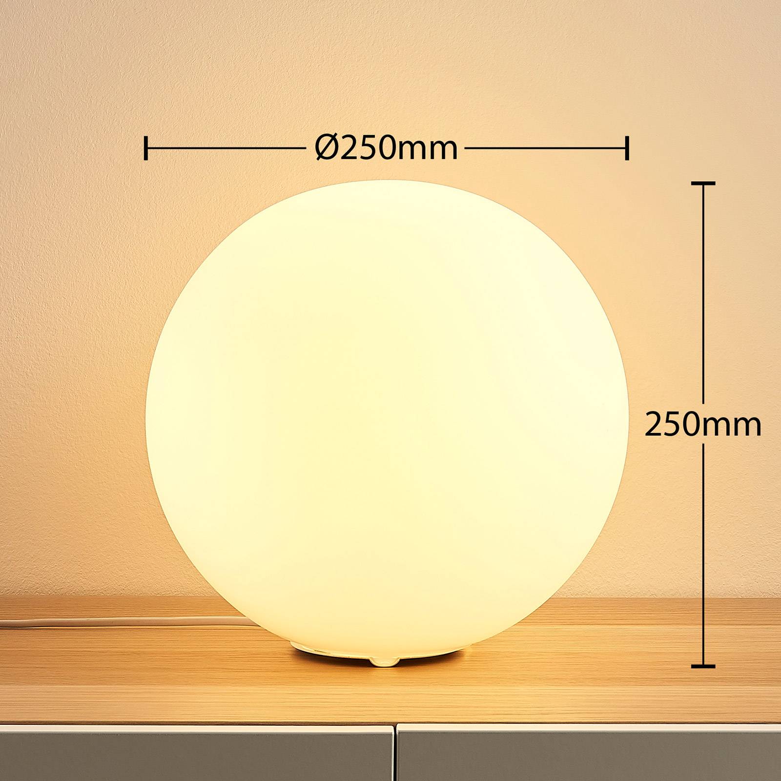 Lindby Tischlampe Rhona, weiß, Opalglas, Ø 25 cm, E27 günstig online kaufen