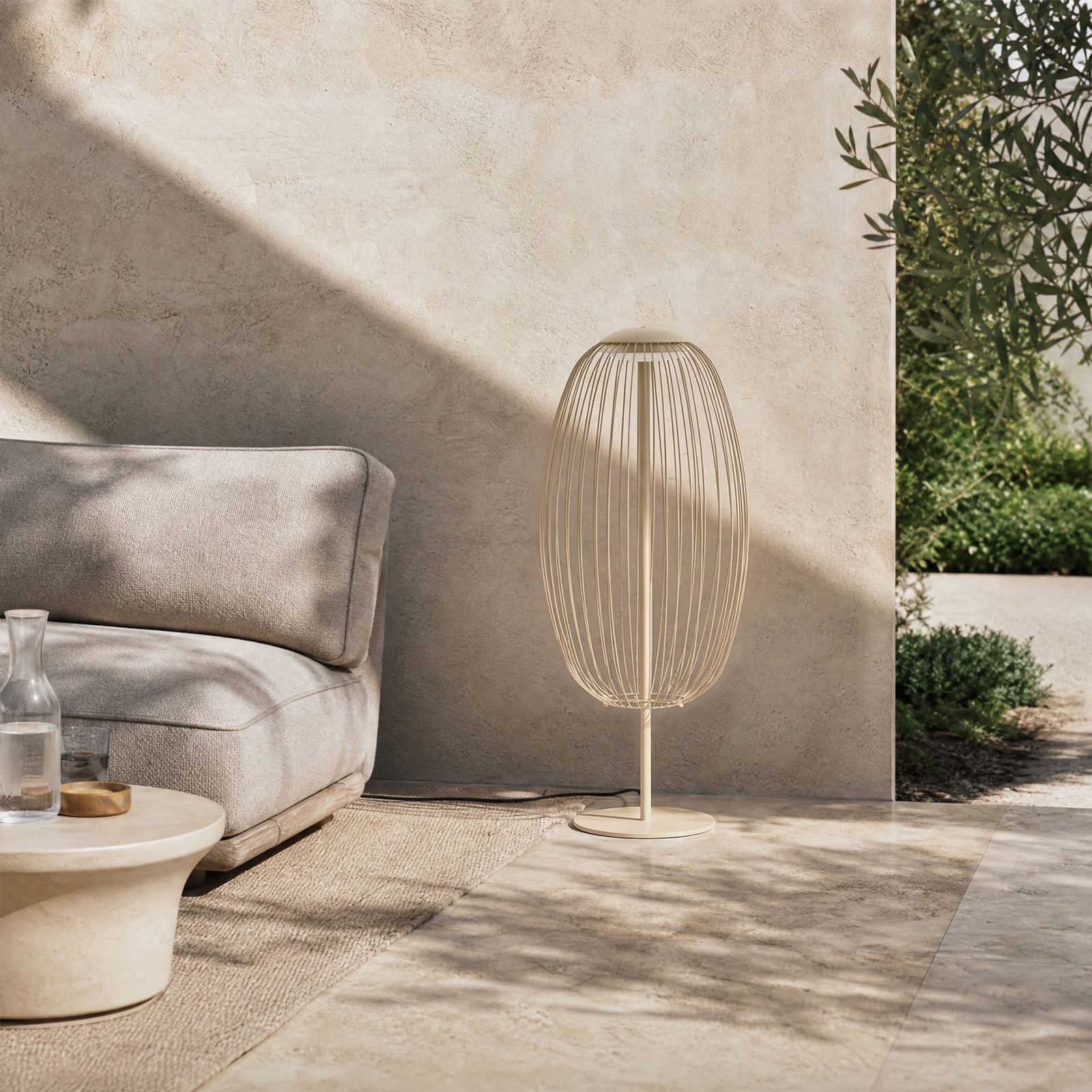 Lámpara de pie LED exterior Lucande Richi, color beige, altura 90 cm, IP44
